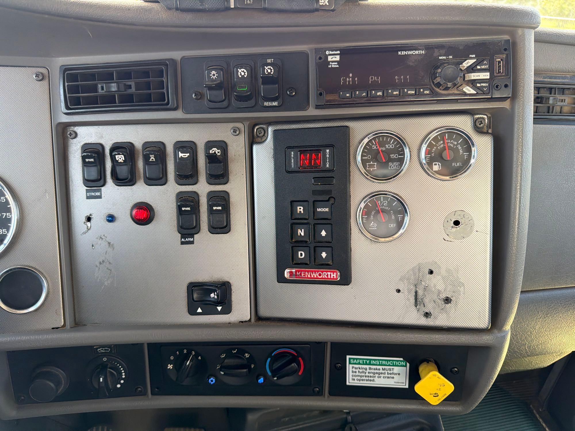 Kenworth T370