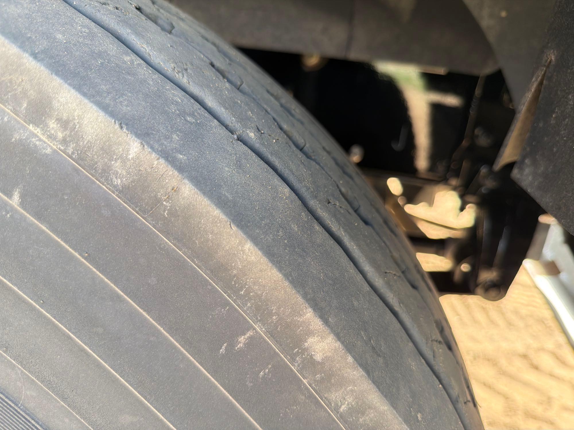 Kenworth T270
