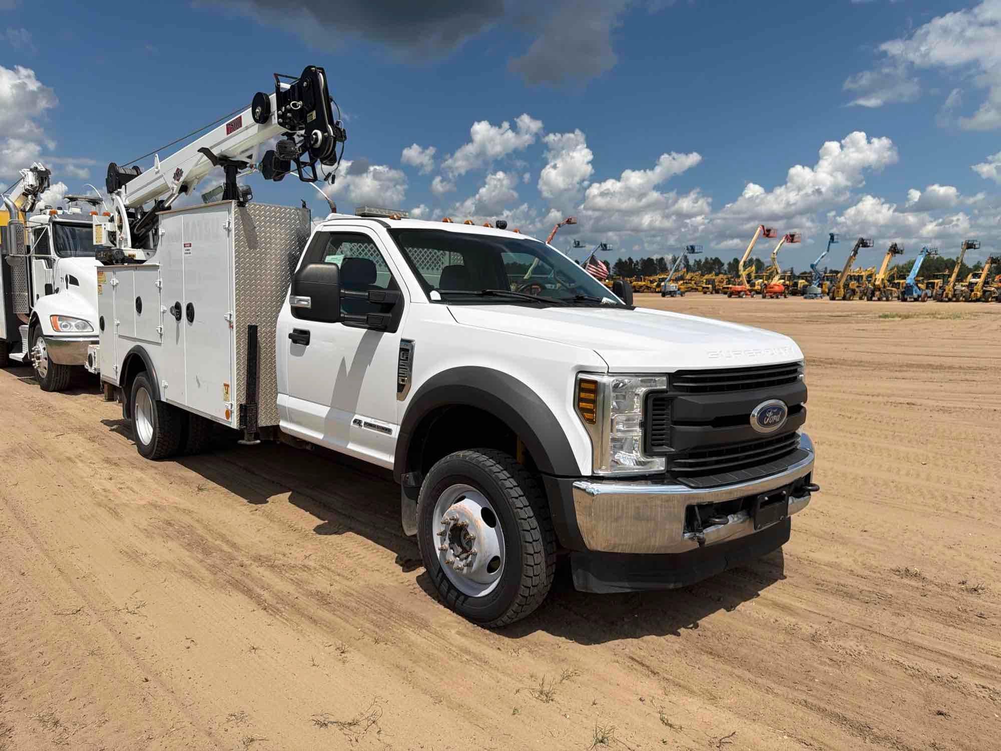Ford F550XL