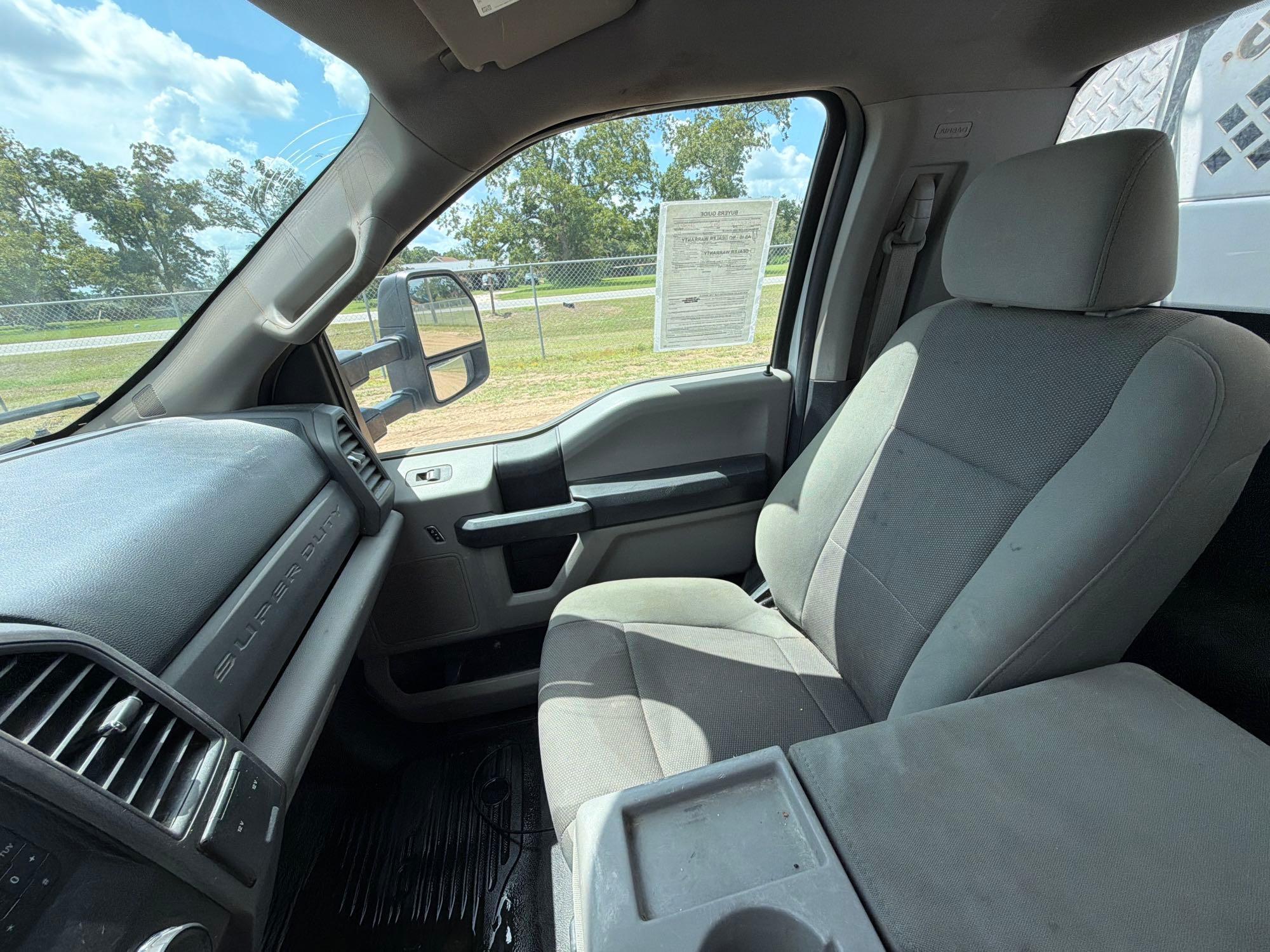 Ford F550XL