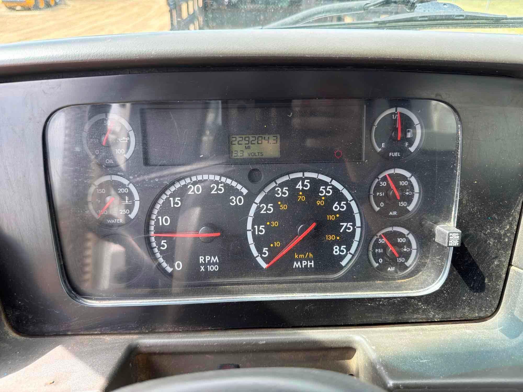 2004 Sterling ACTERRA