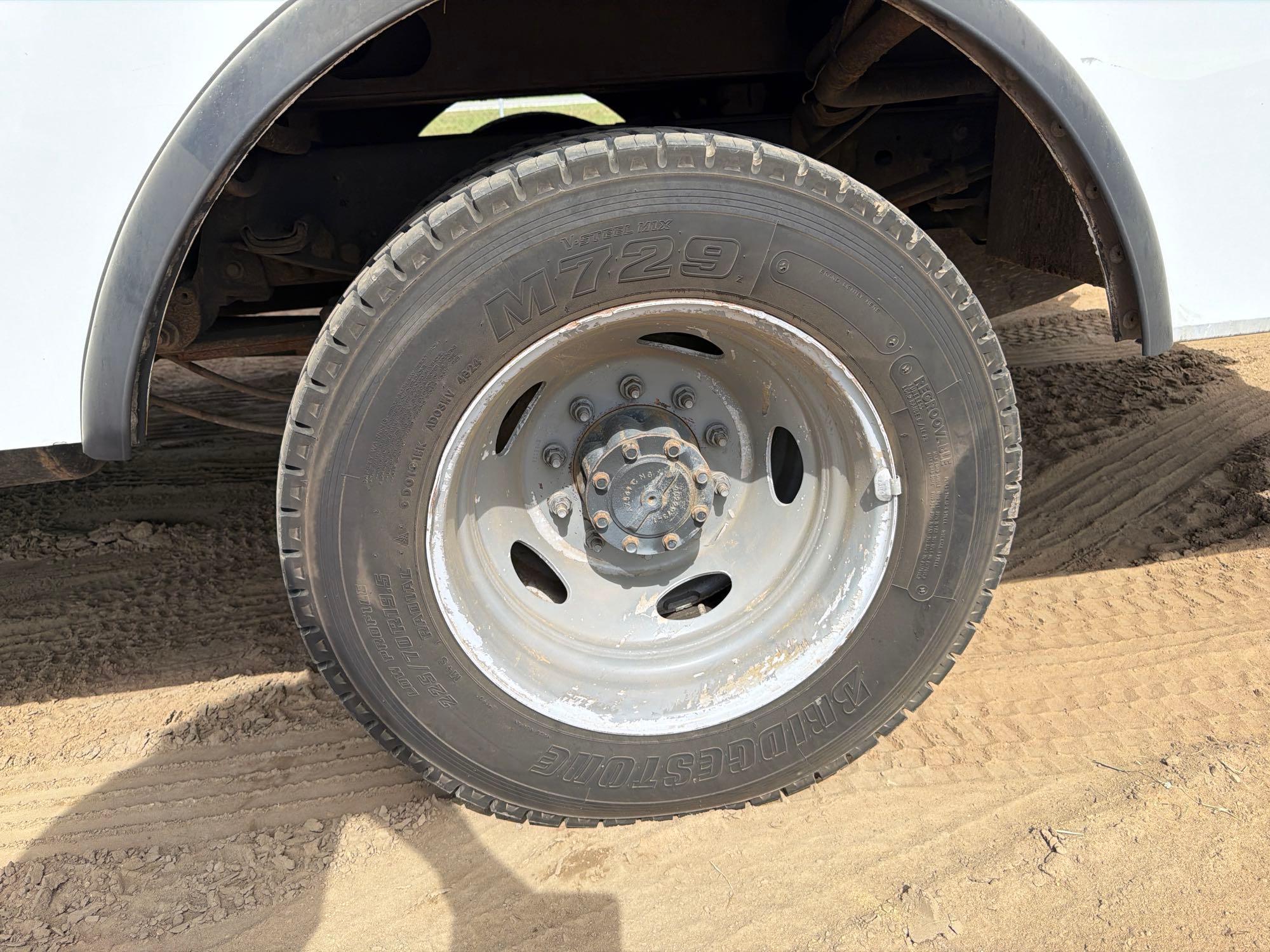 Ford F550XL
