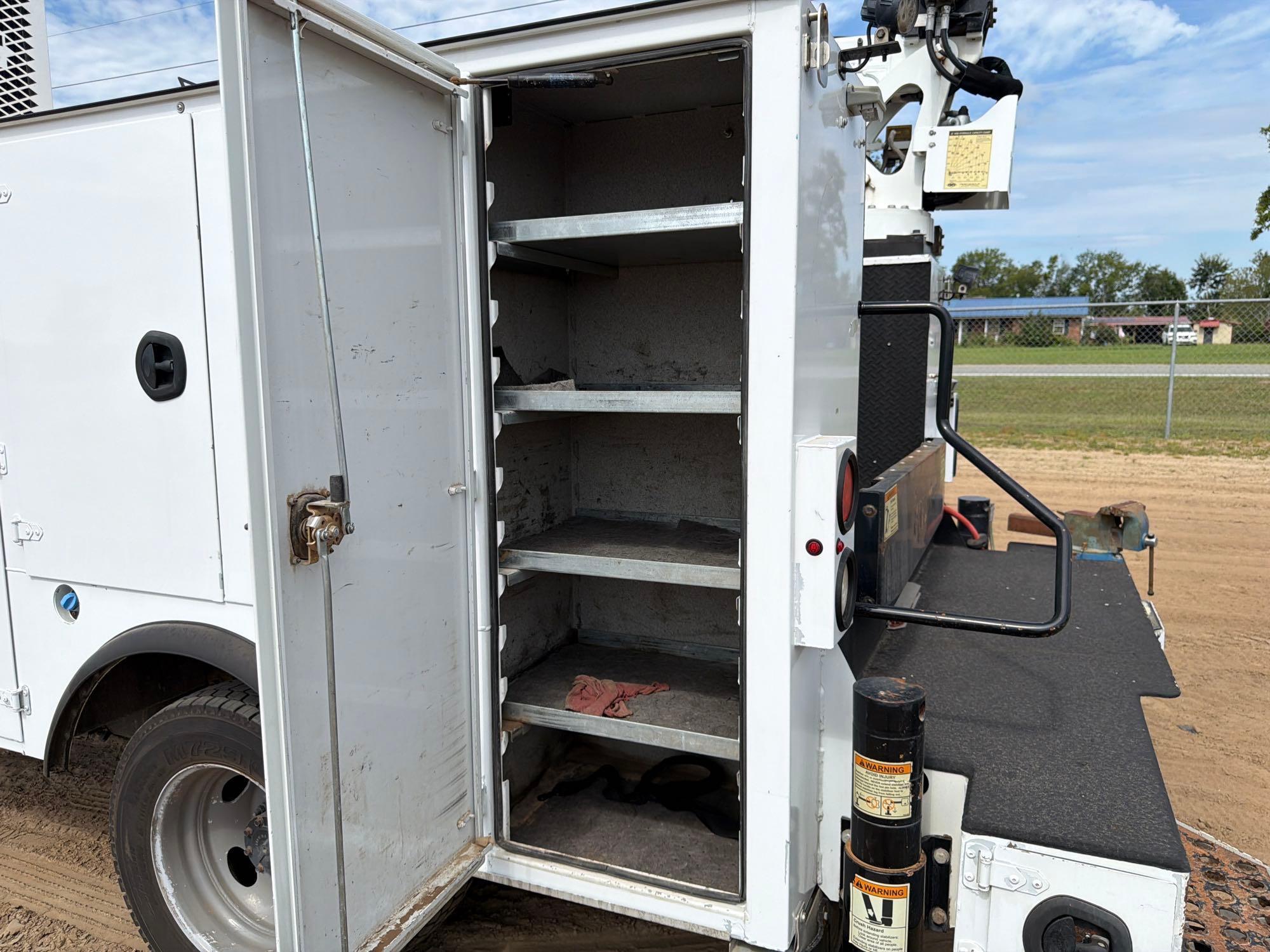 Ford F550XL