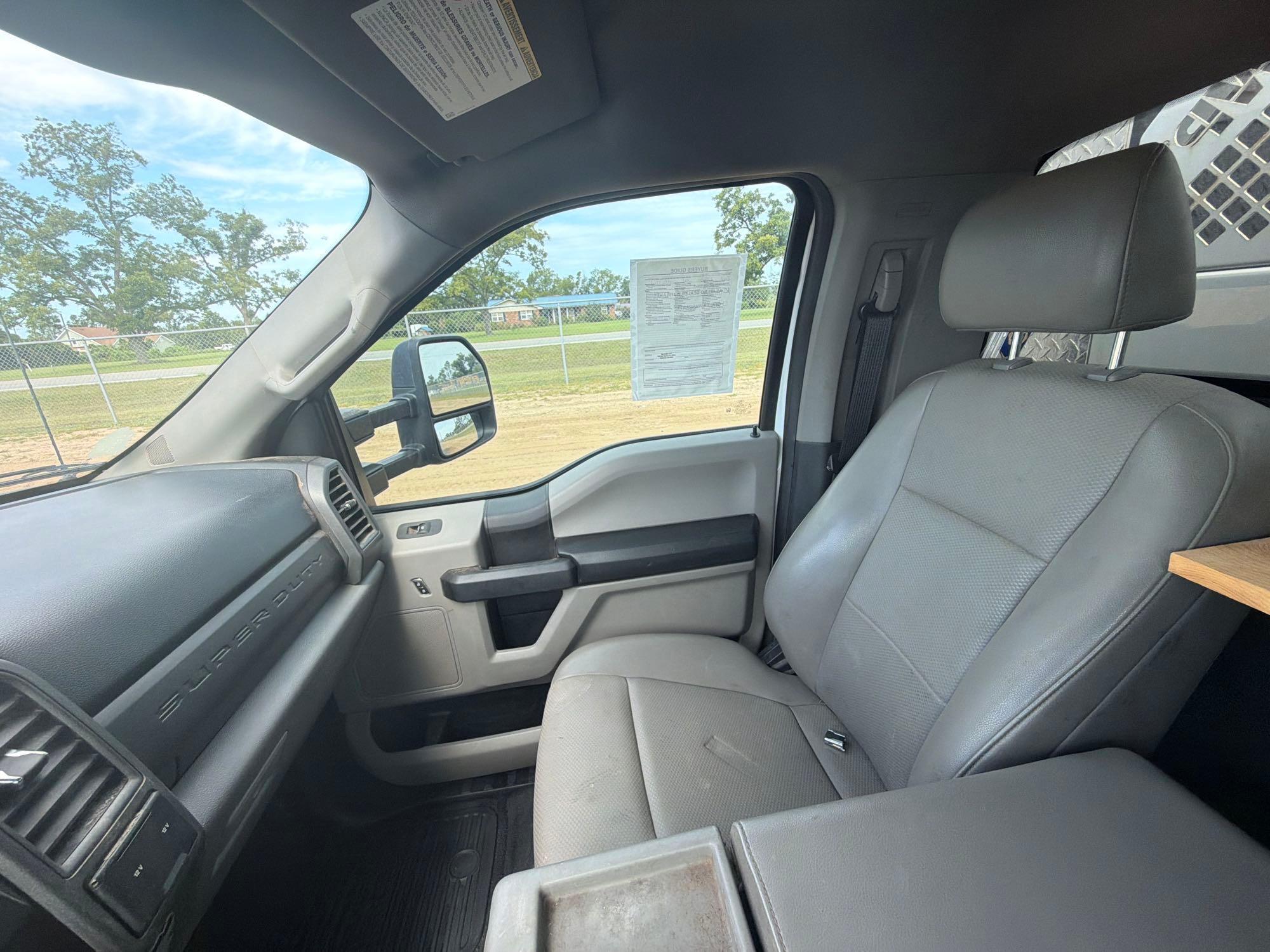 Ford F550XL