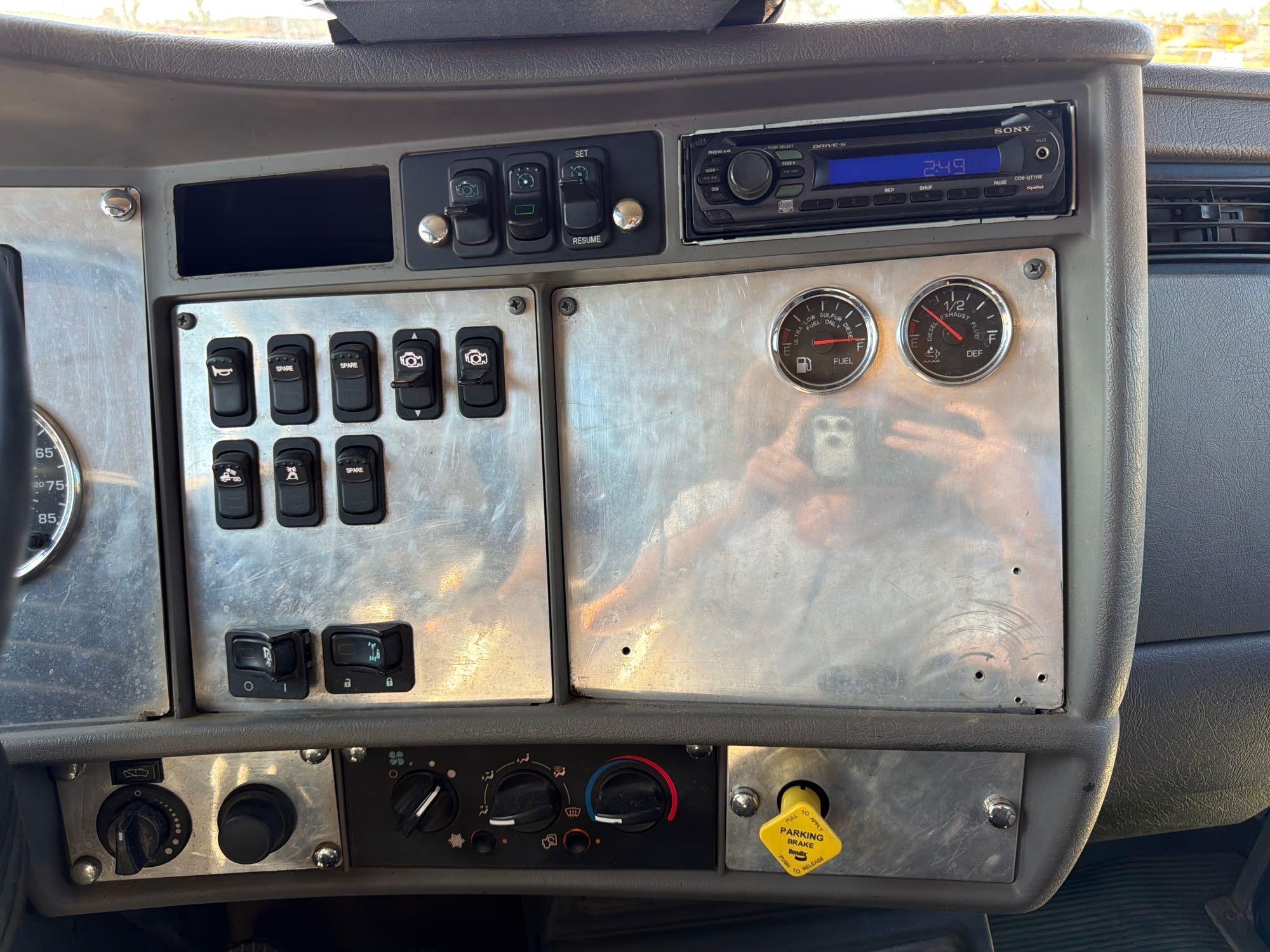 Kenworth T370