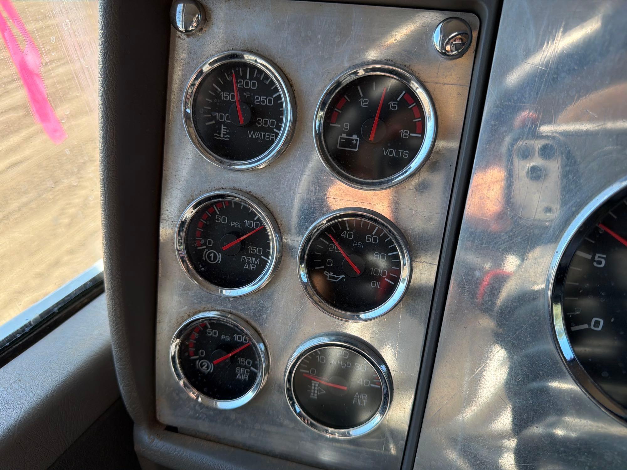 Kenworth T370