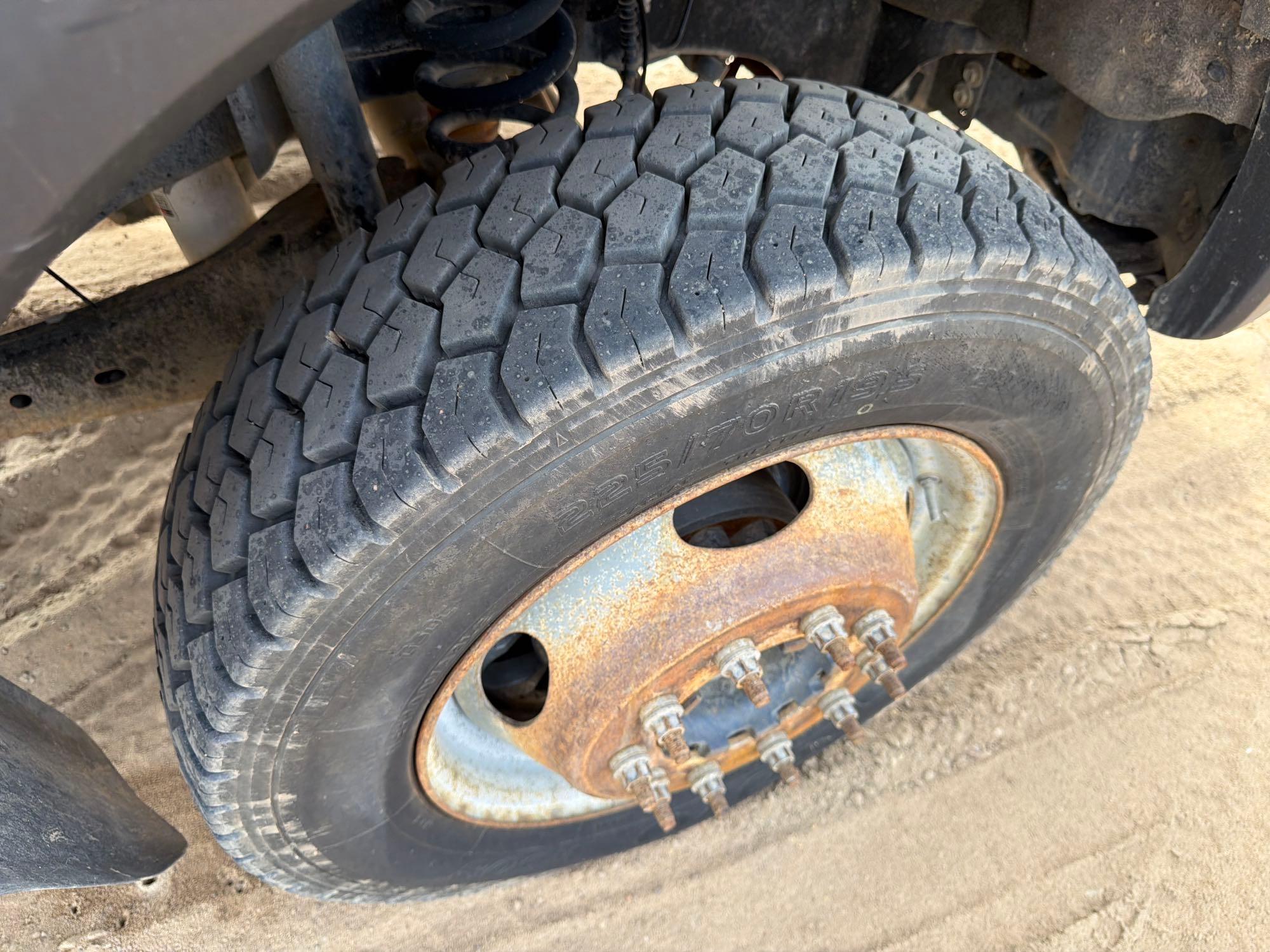 Ford F550XL