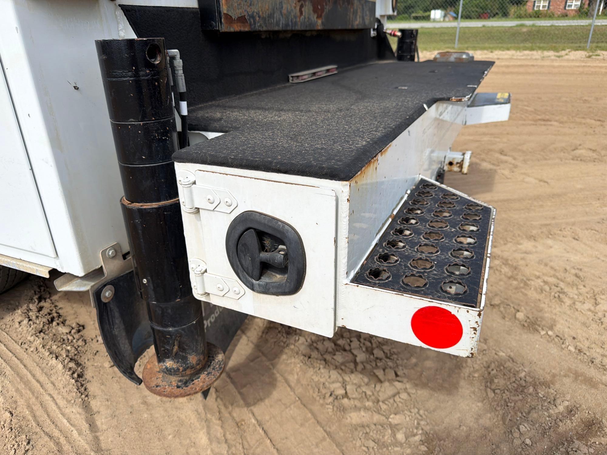 Ford F550XL