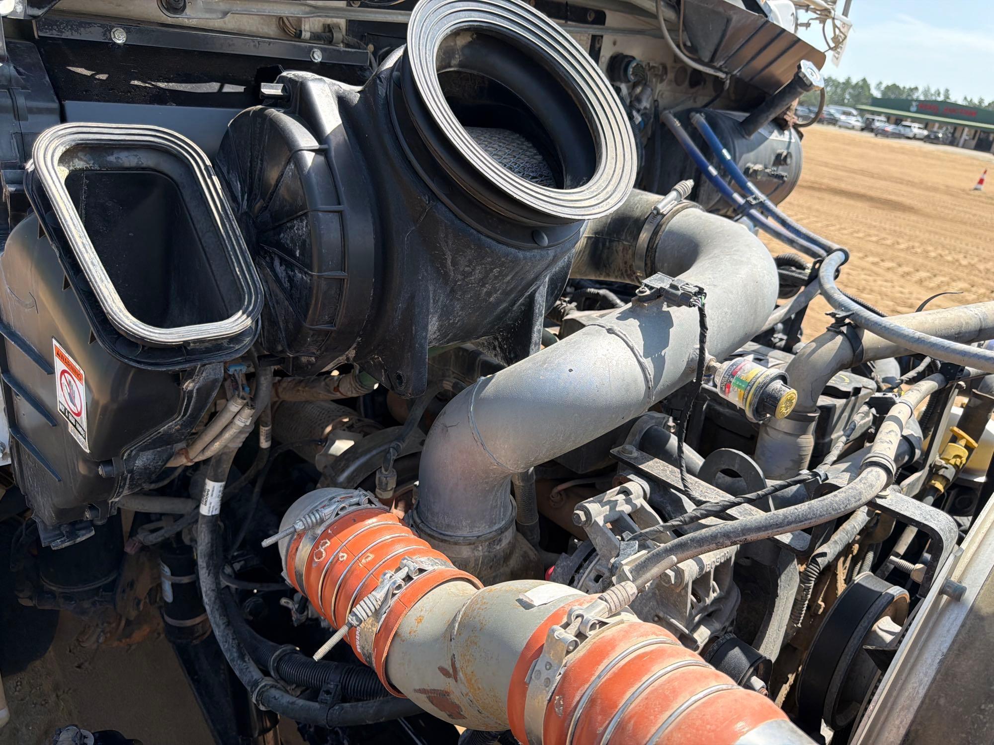 Kenworth T270