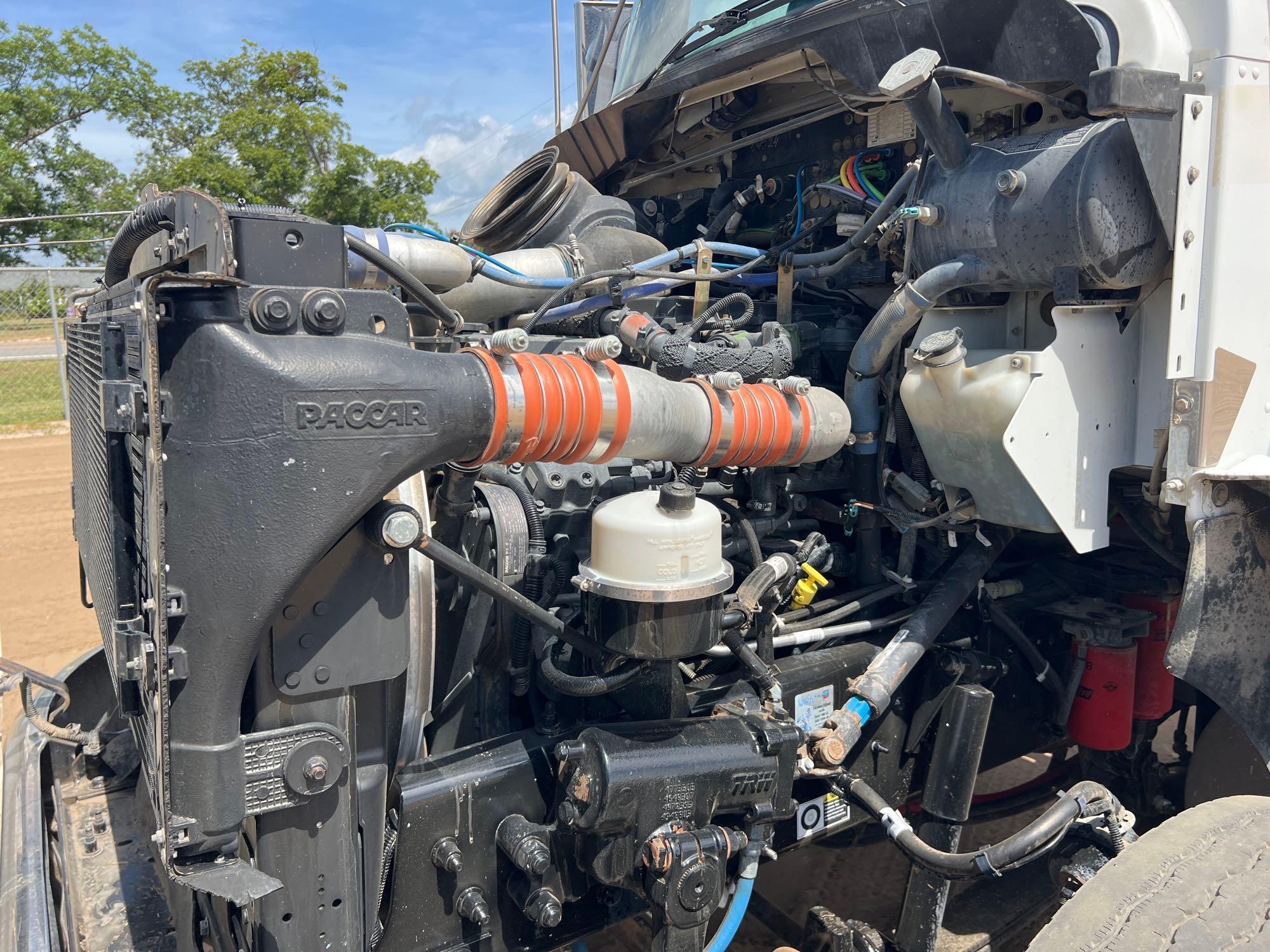 Kenworth T370