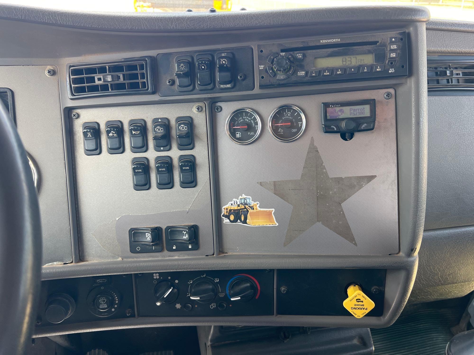 Kenworth T370