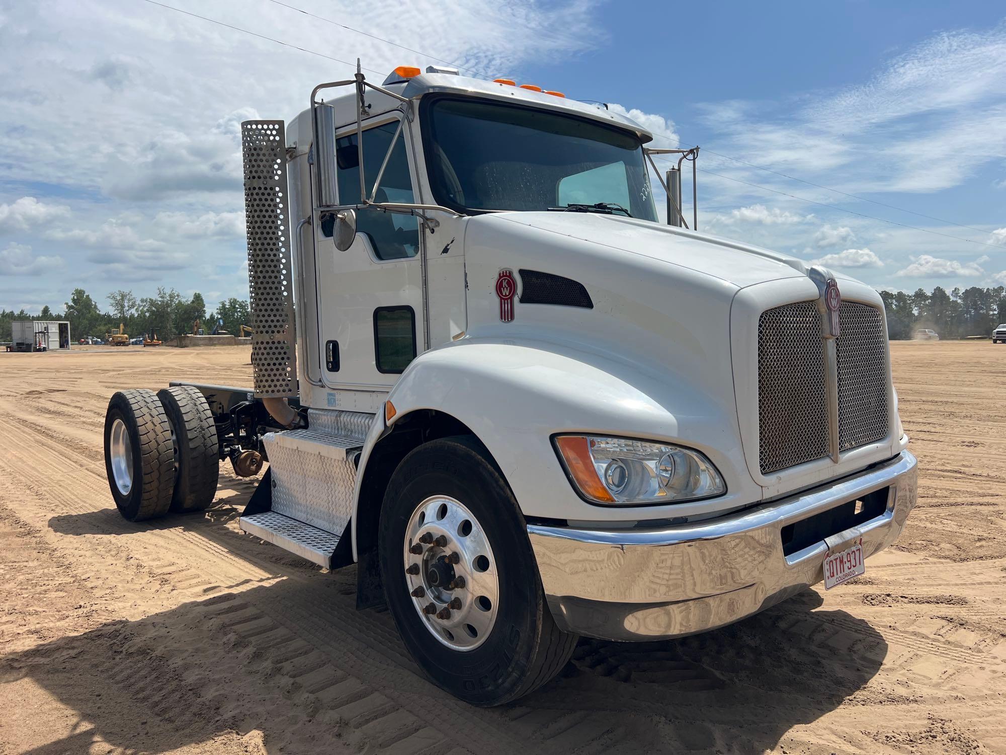 Kenworth T370