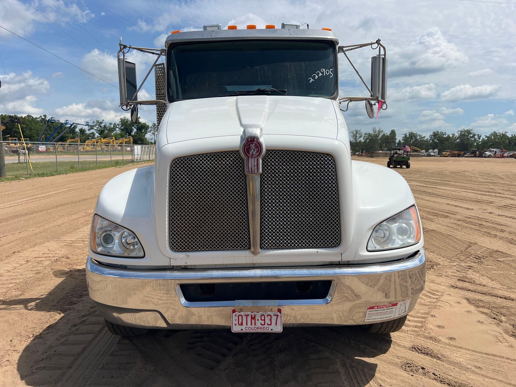 Kenworth T370
