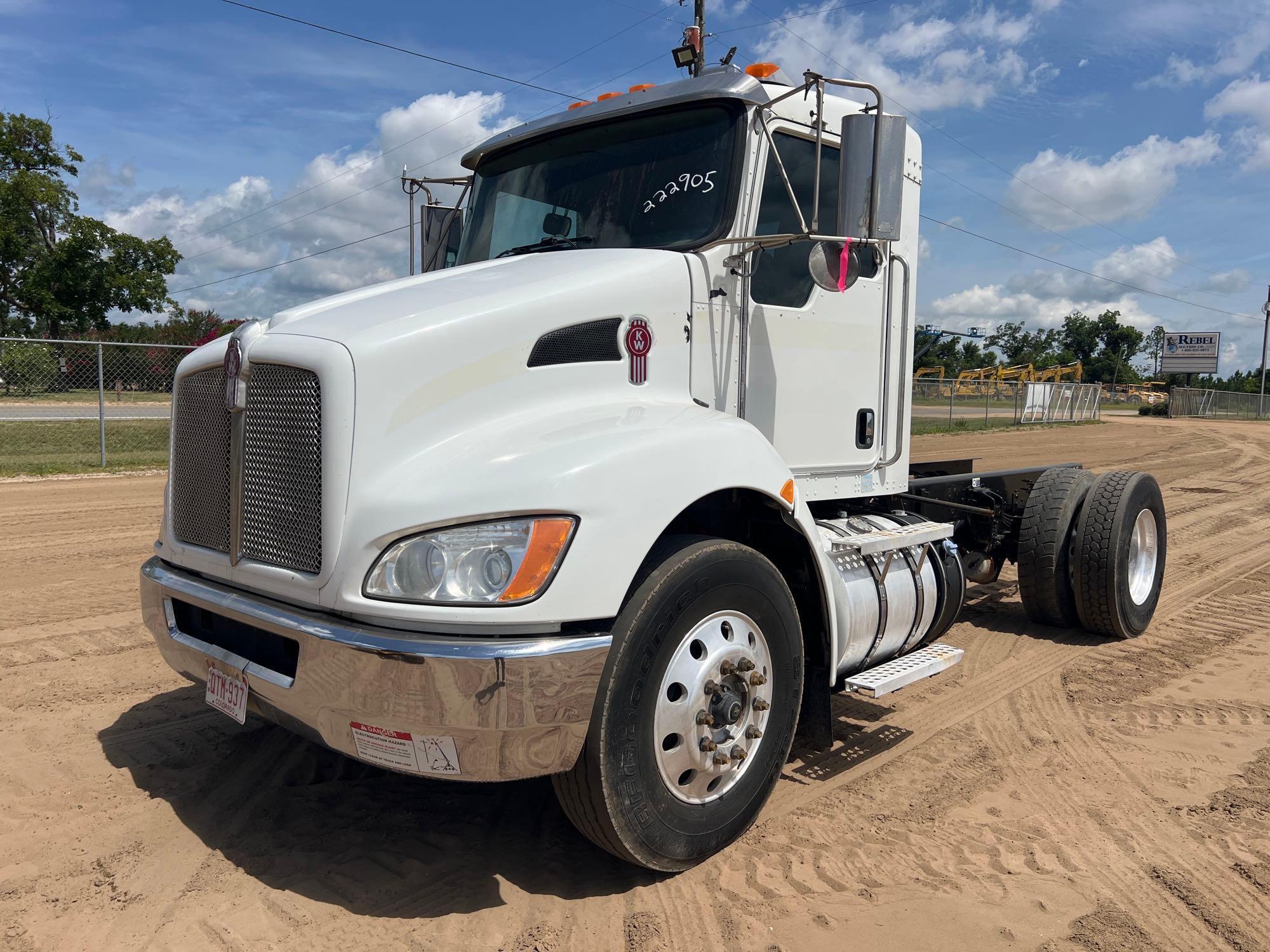 Kenworth T370