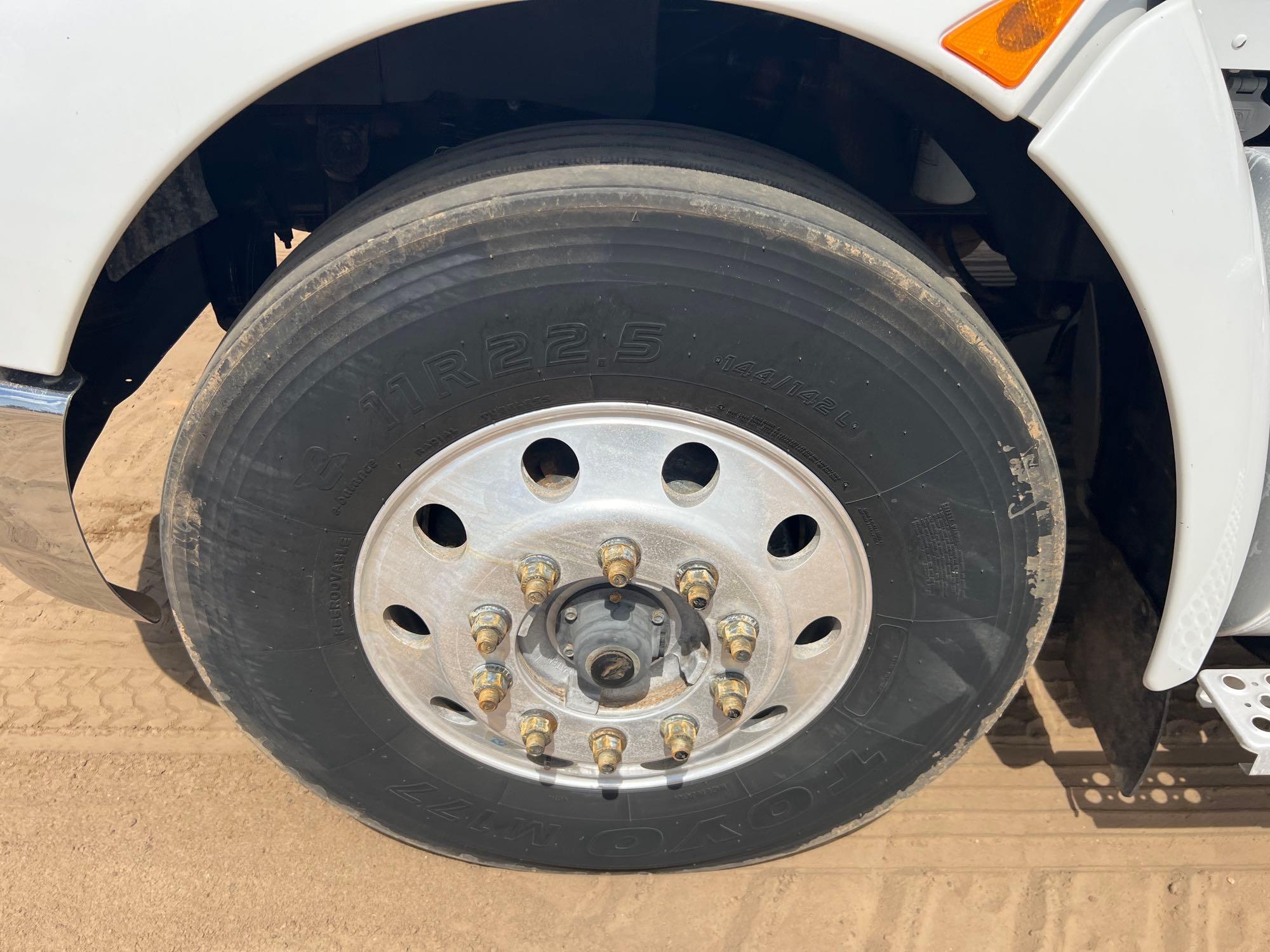 Kenworth T370