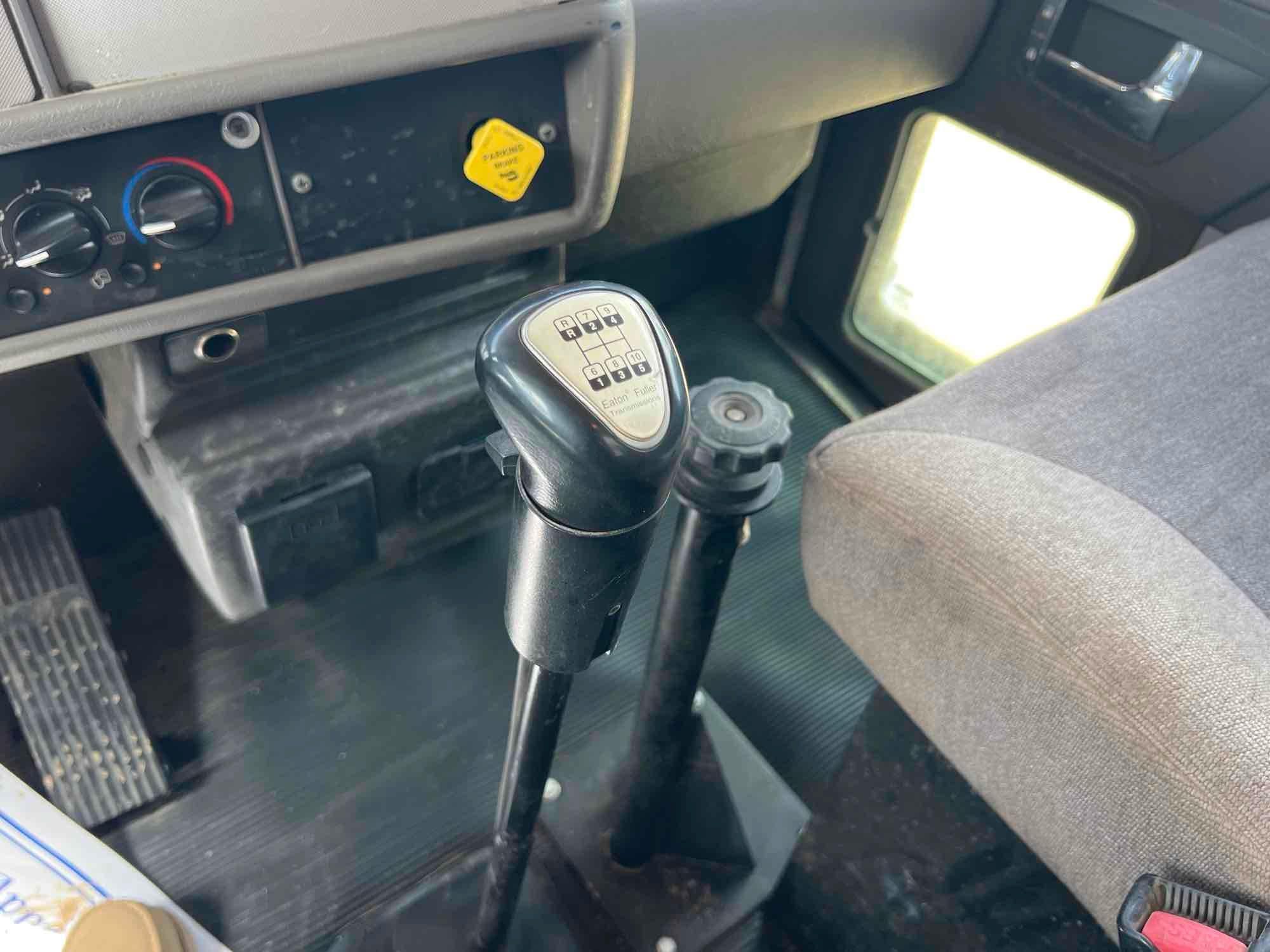 Kenworth T370