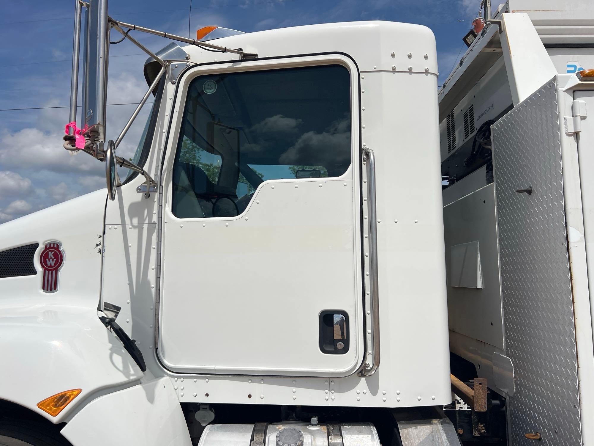 Kenworth T370