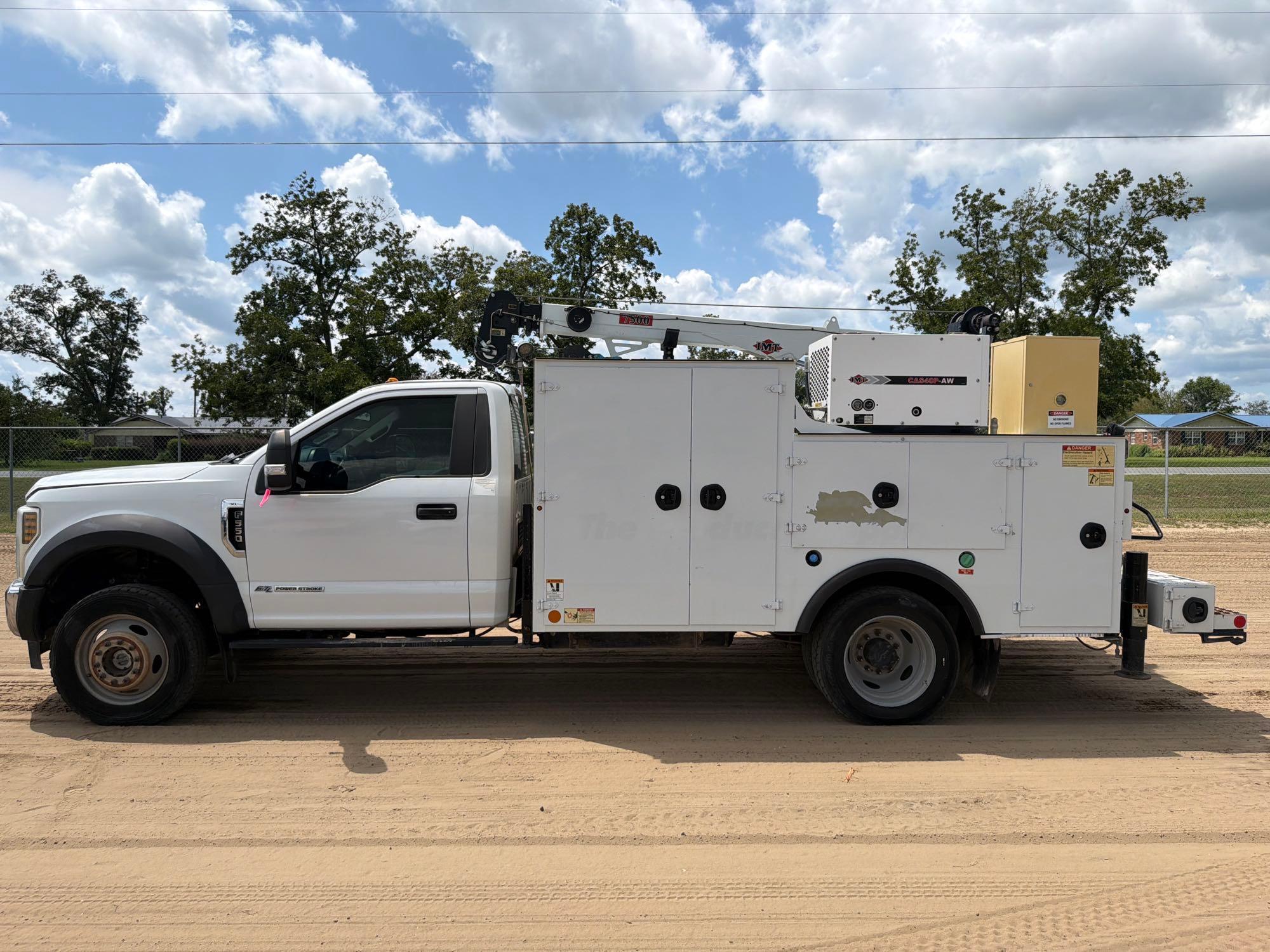 Photo of Ford F550XL