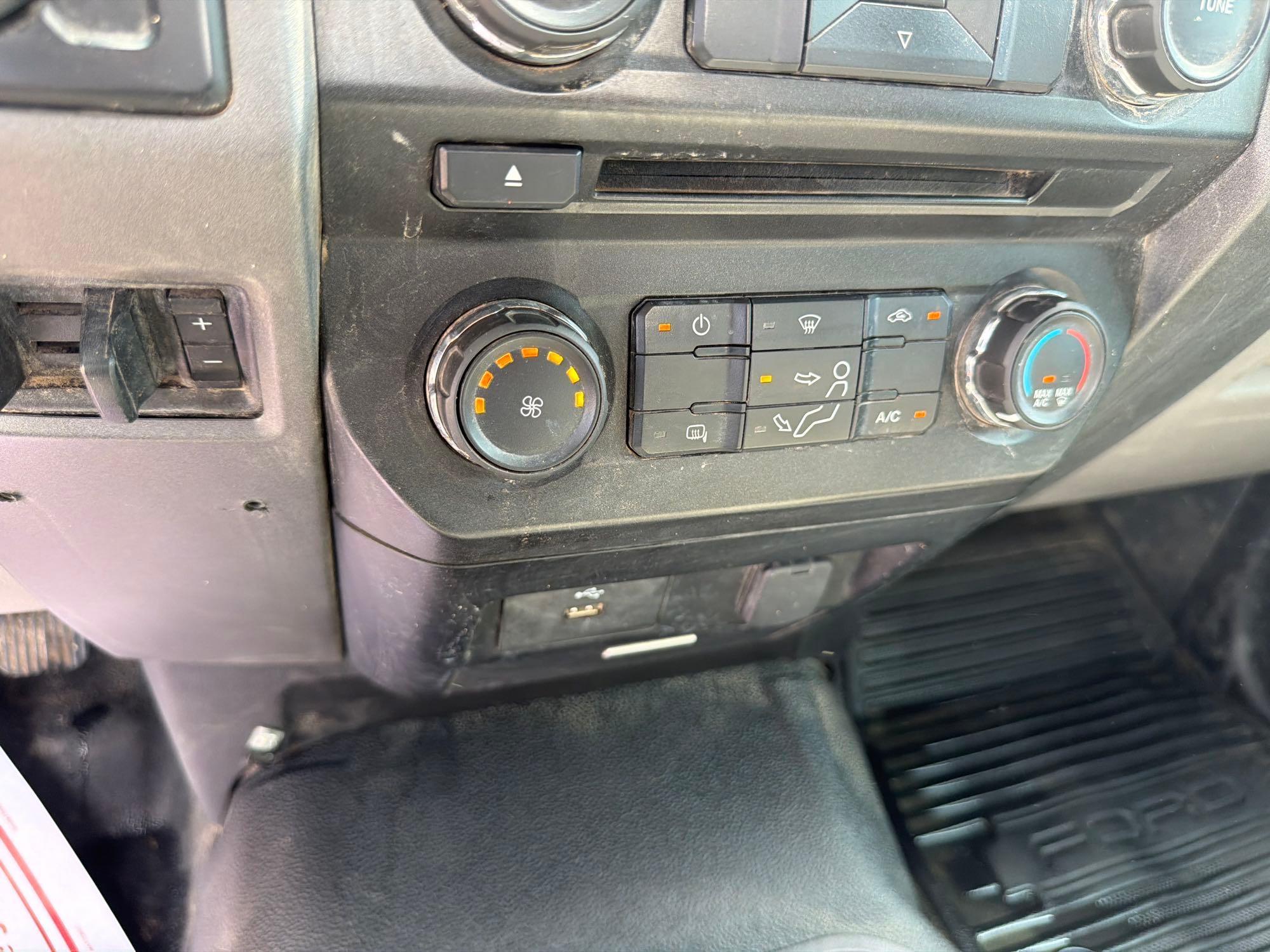 Ford F550XL