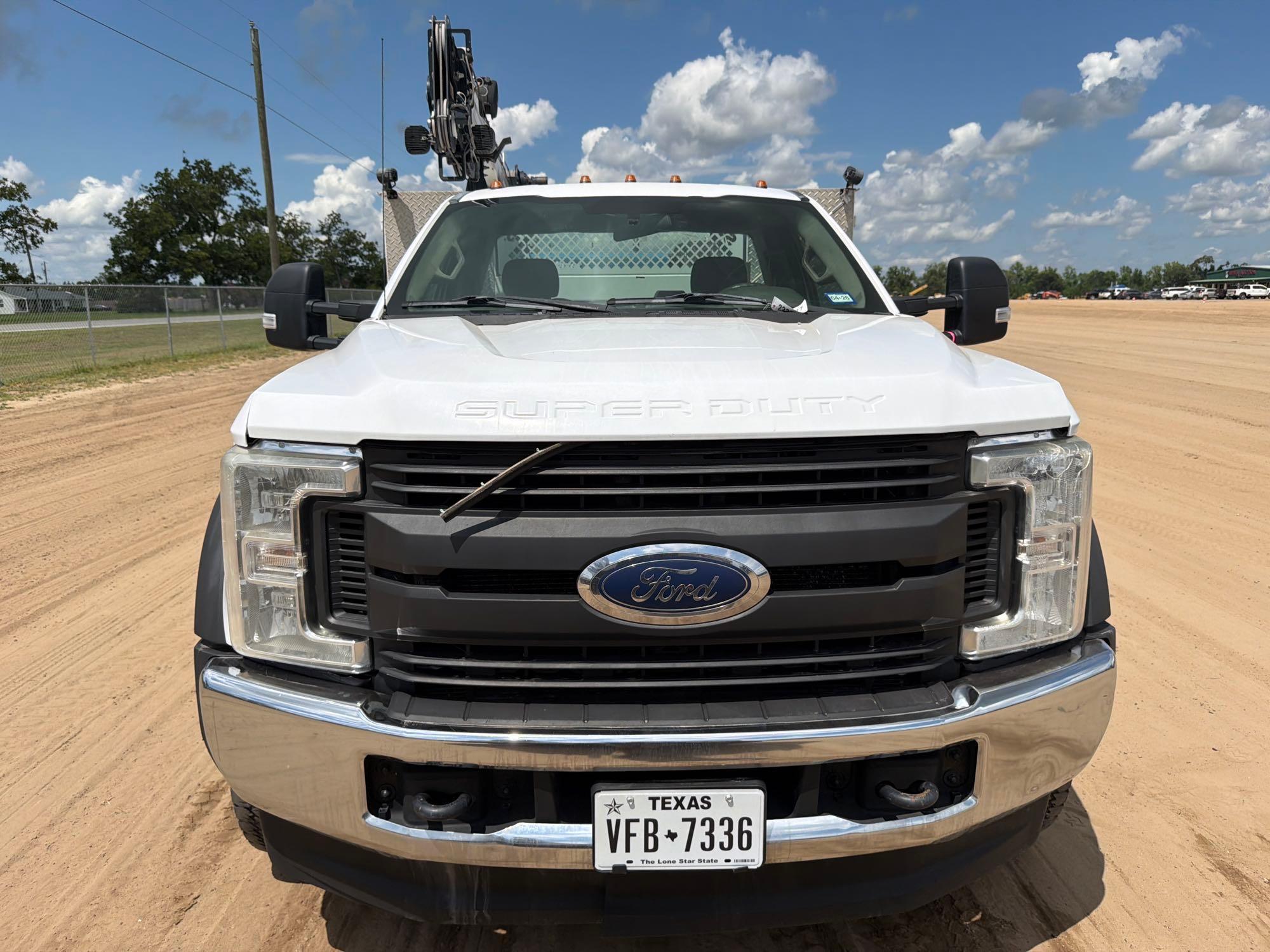 Ford F550XL