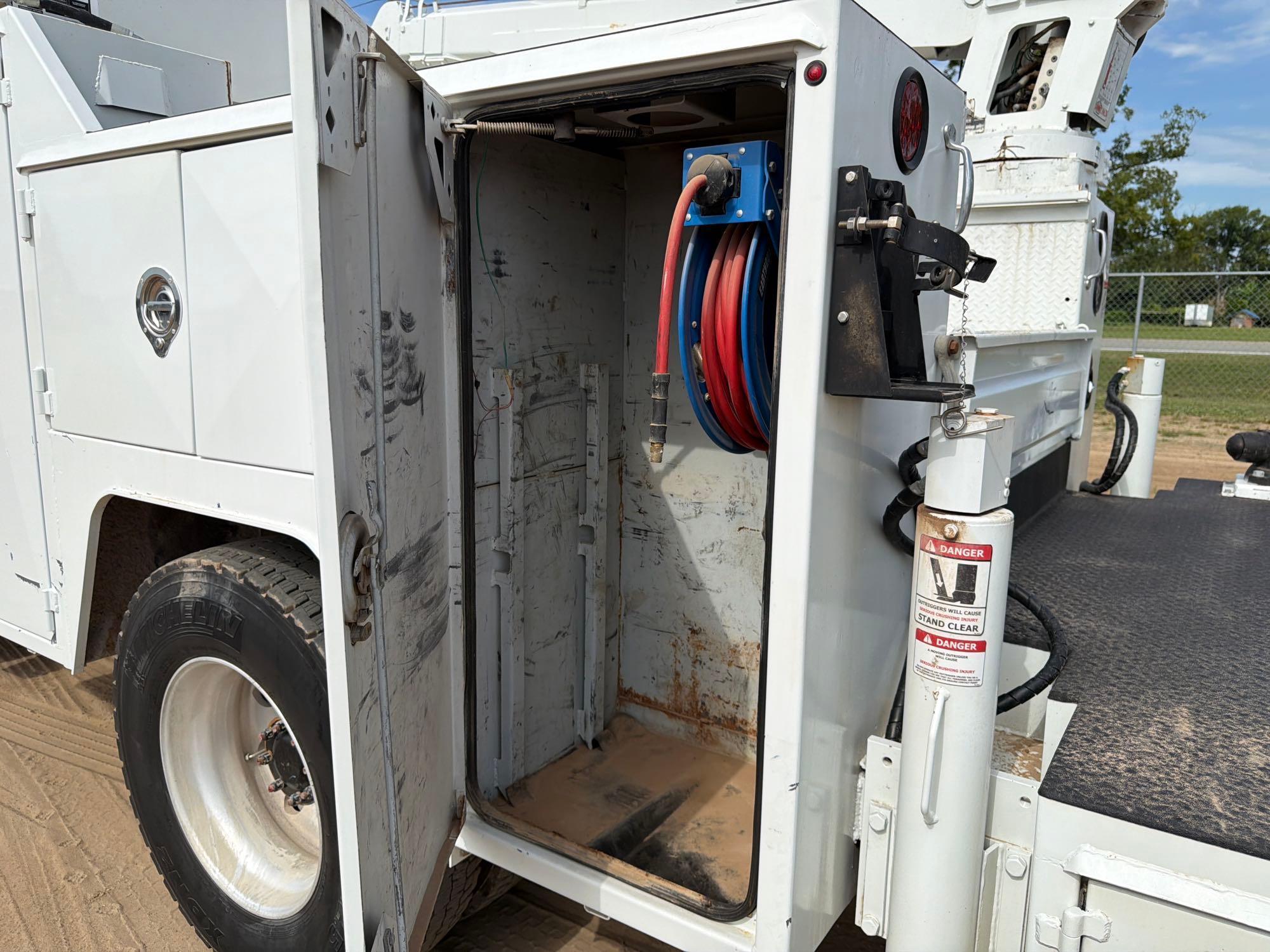 Kenworth T370