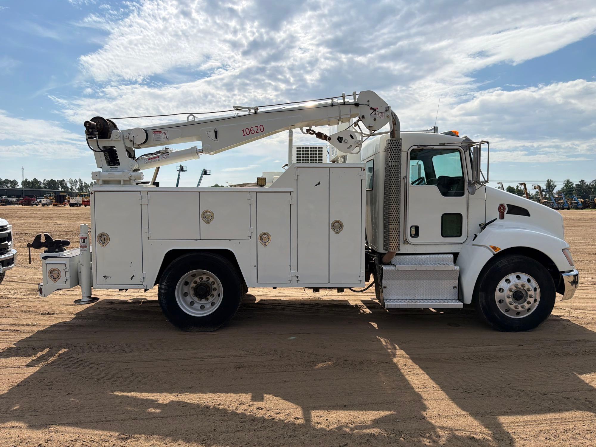 Kenworth T370