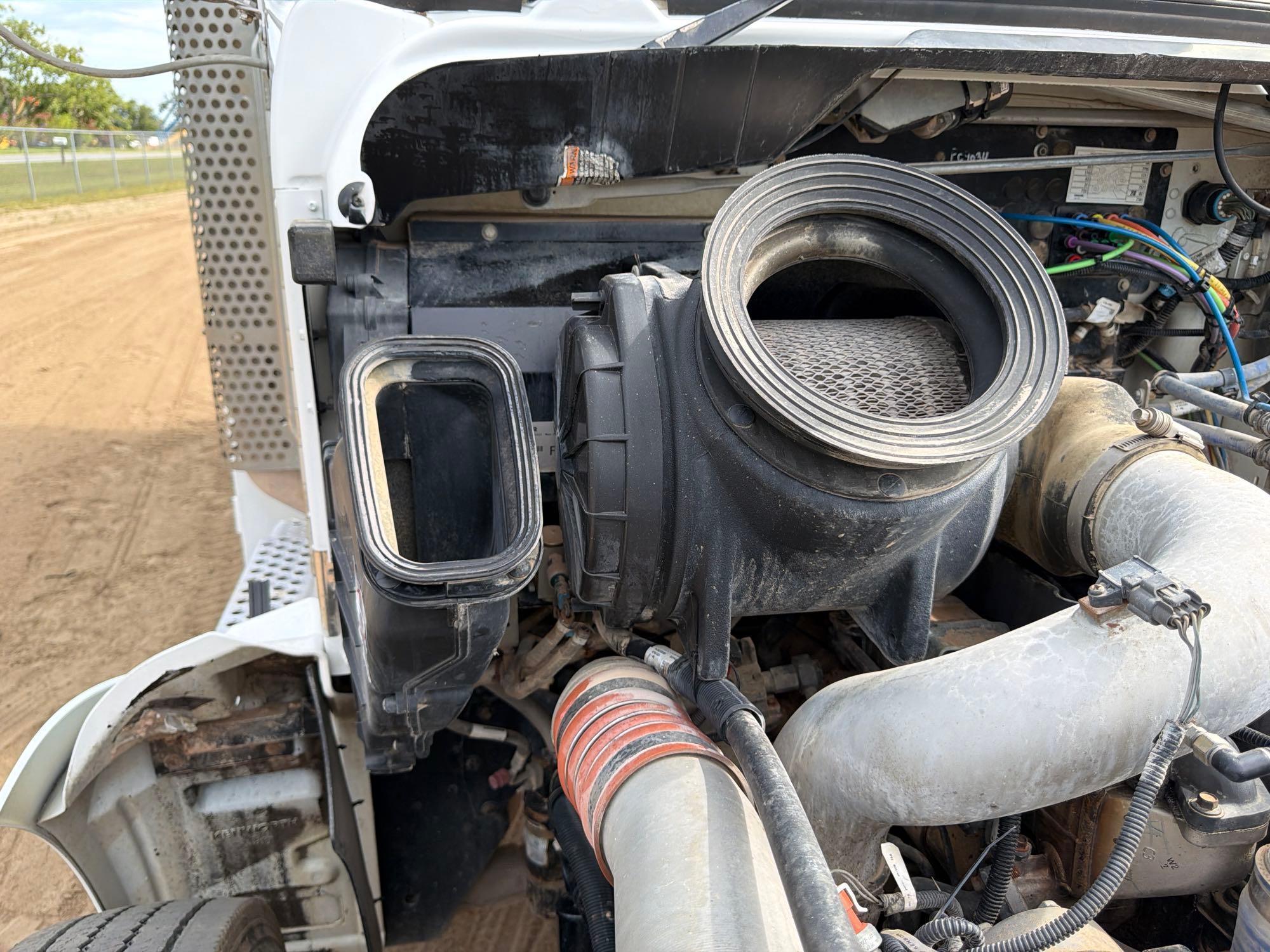Kenworth T370