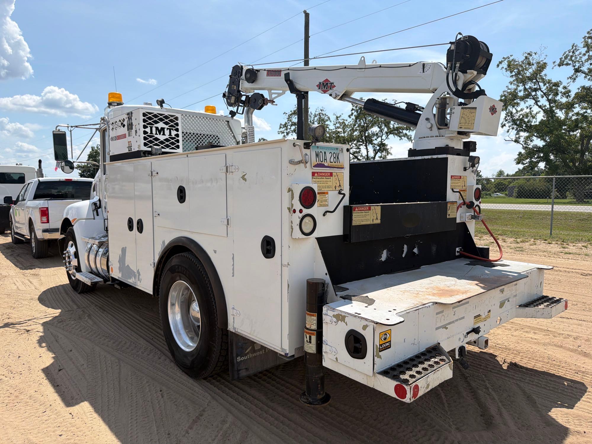 Kenworth T270