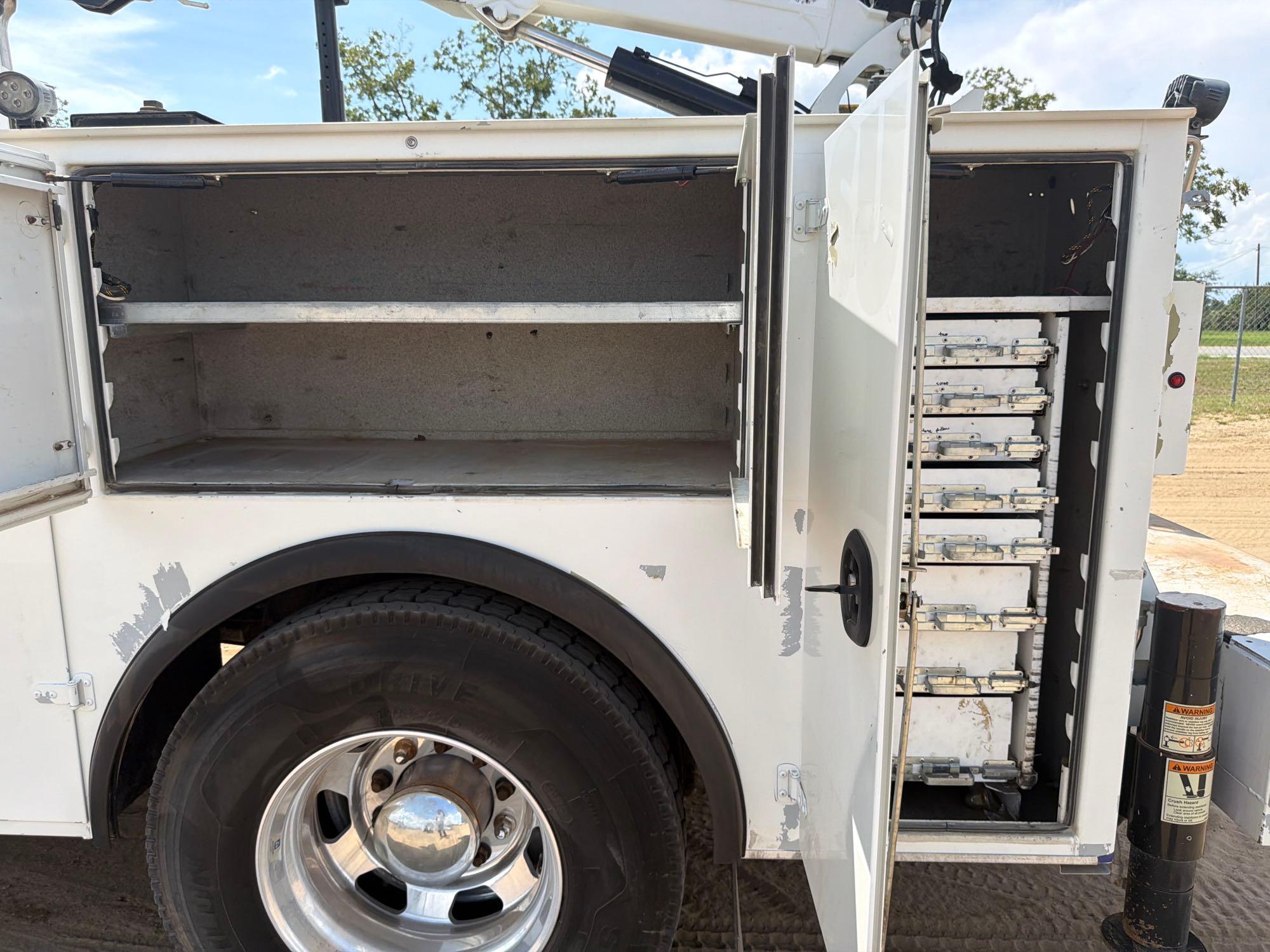 Kenworth T270