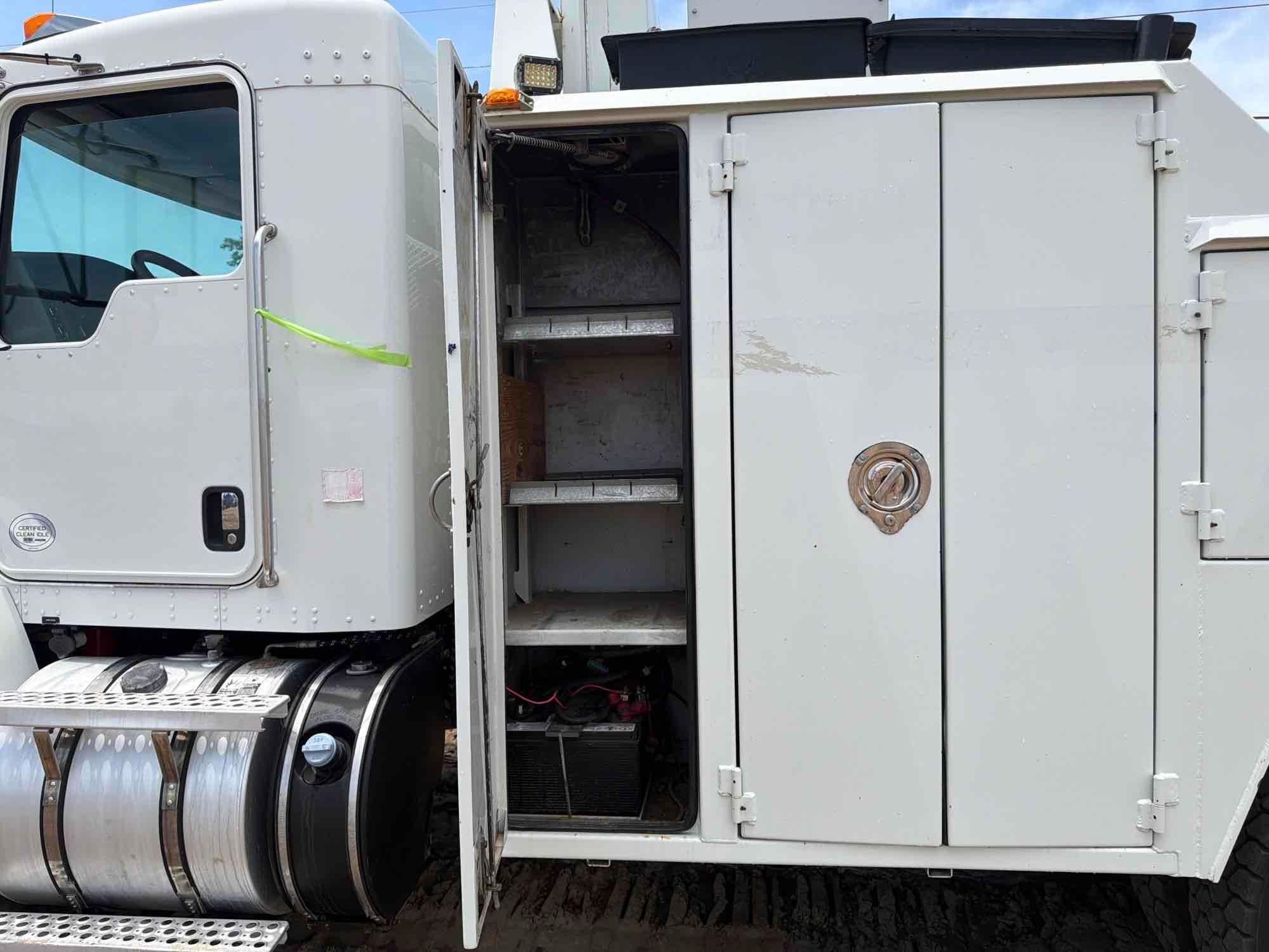 Kenworth T370