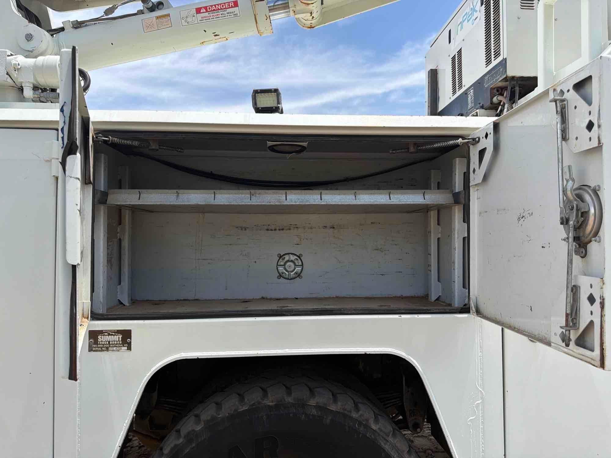 Kenworth T370
