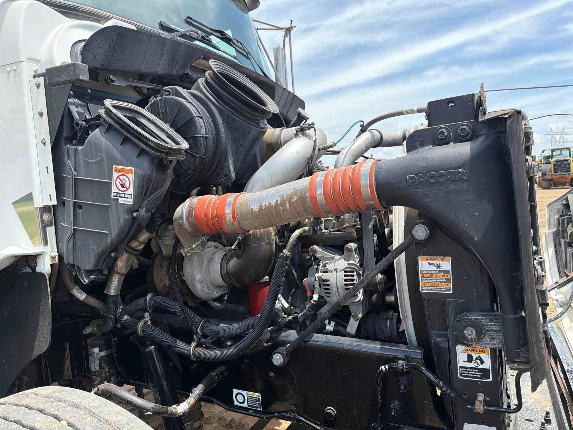 Kenworth T370