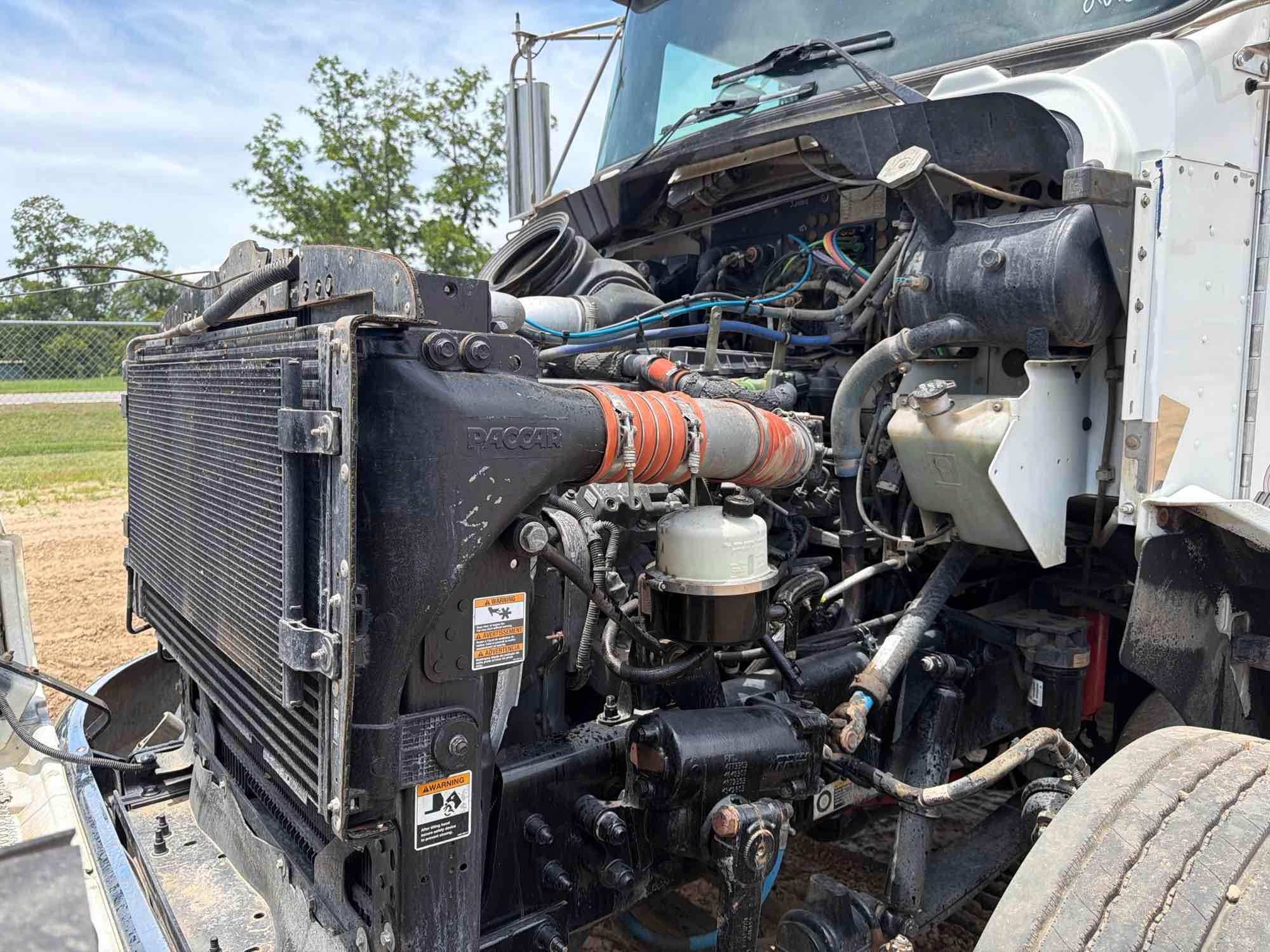 Kenworth T370