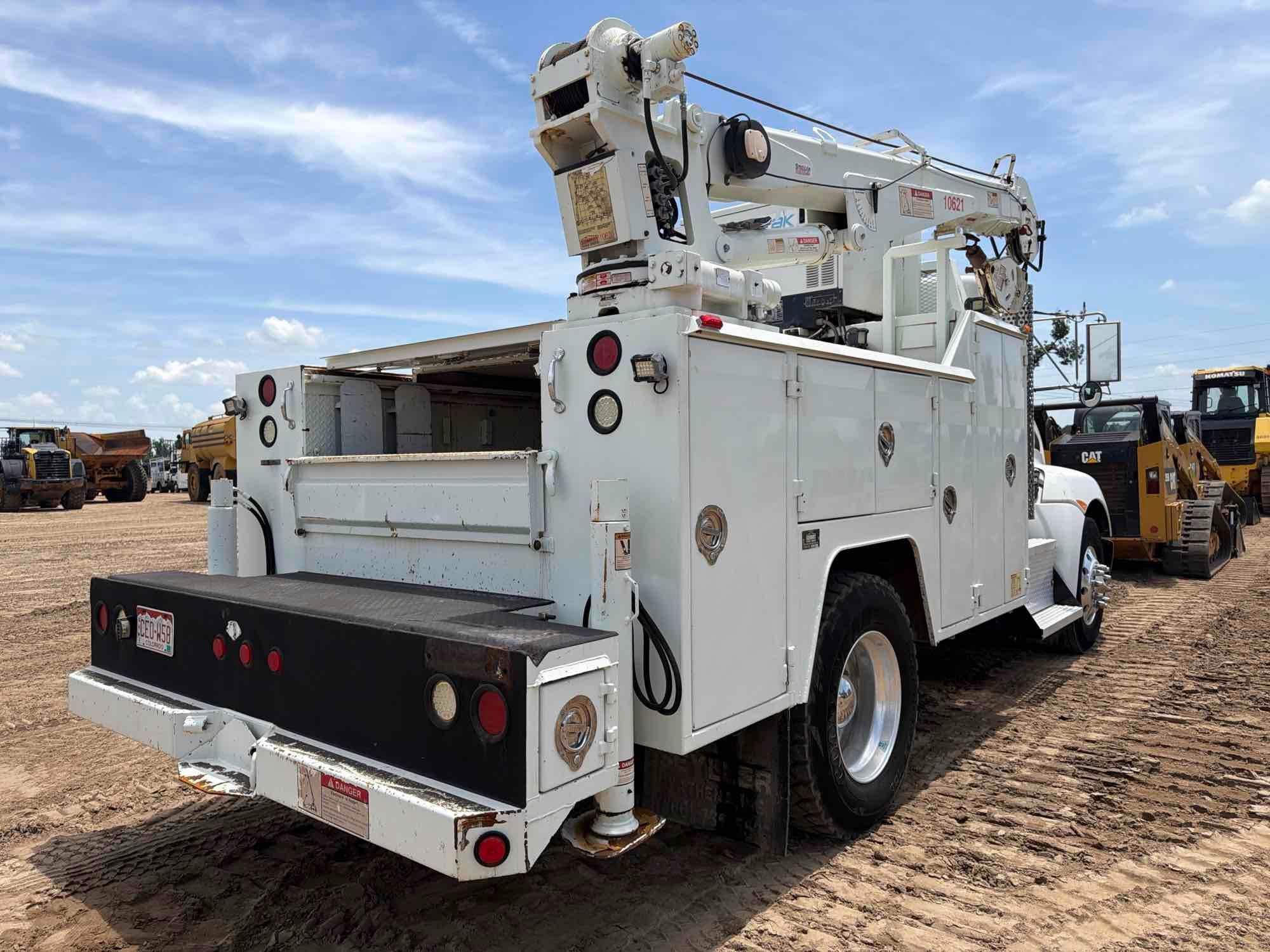 Kenworth T370