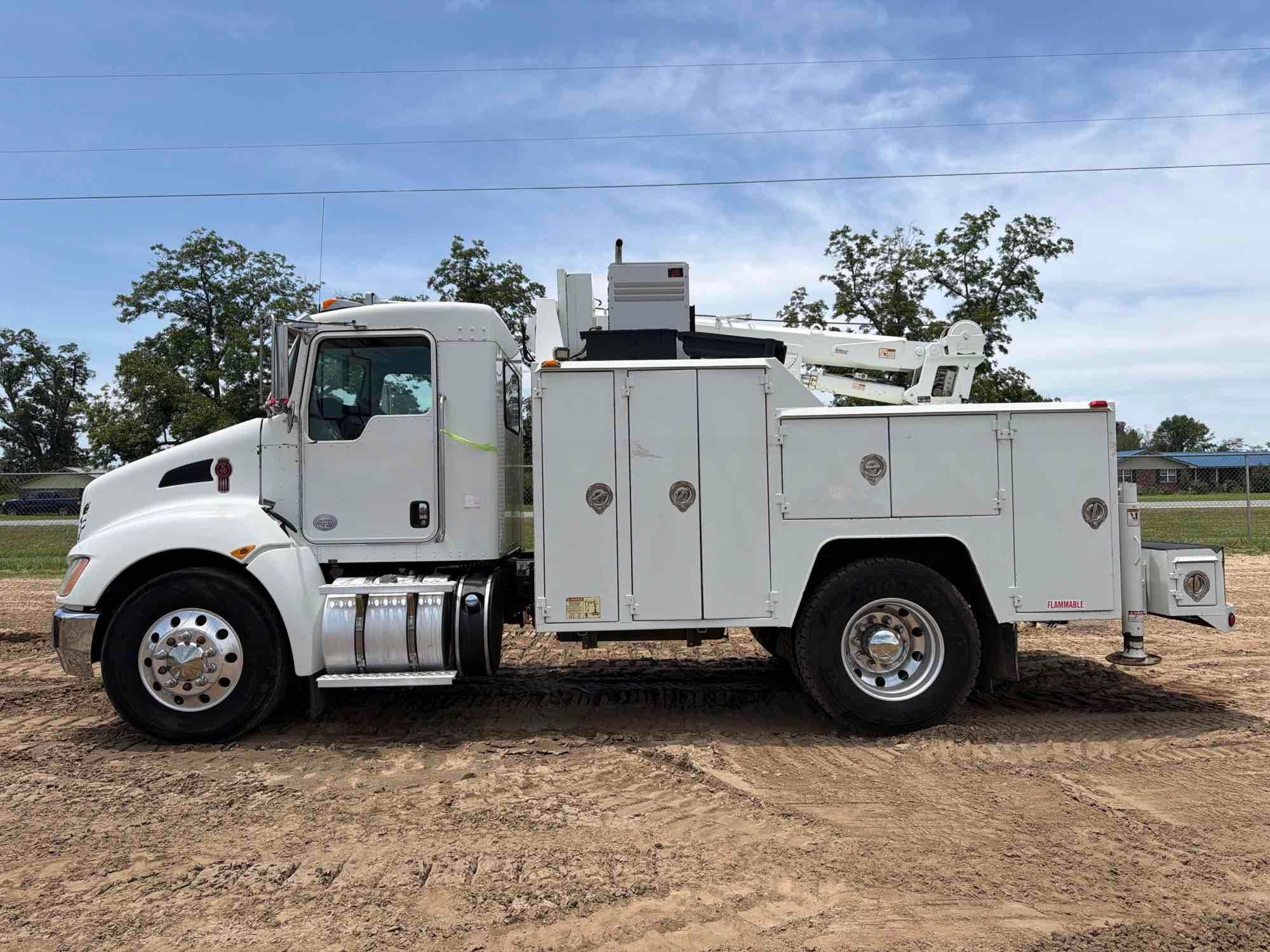 Kenworth T370