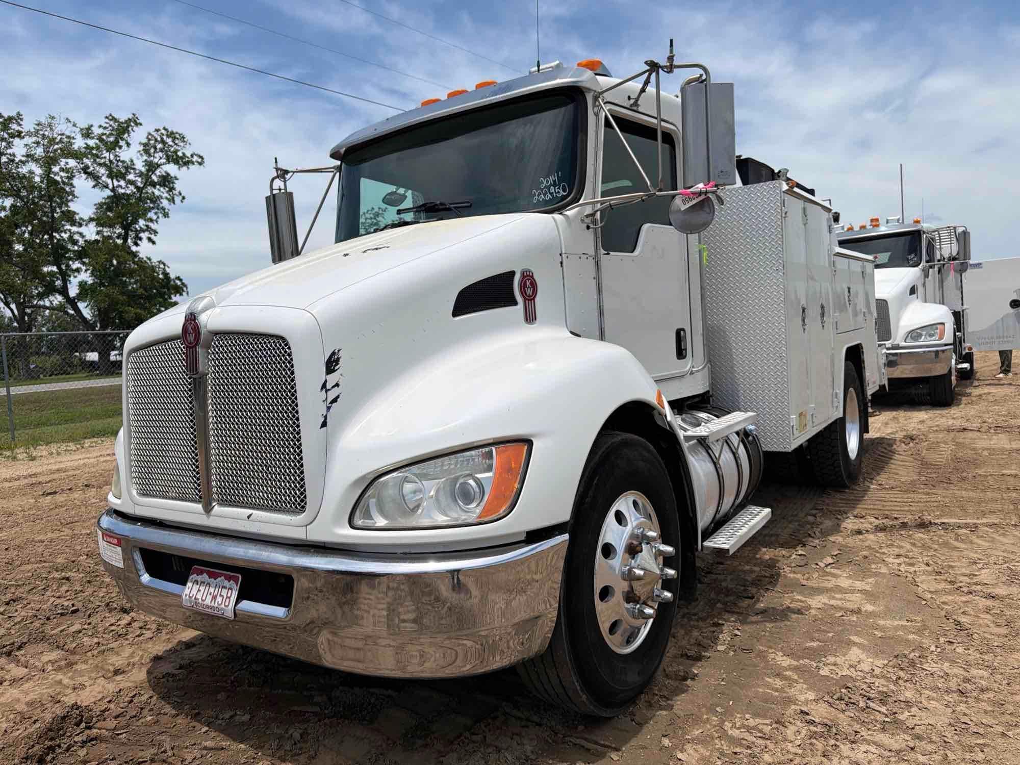 Kenworth T370