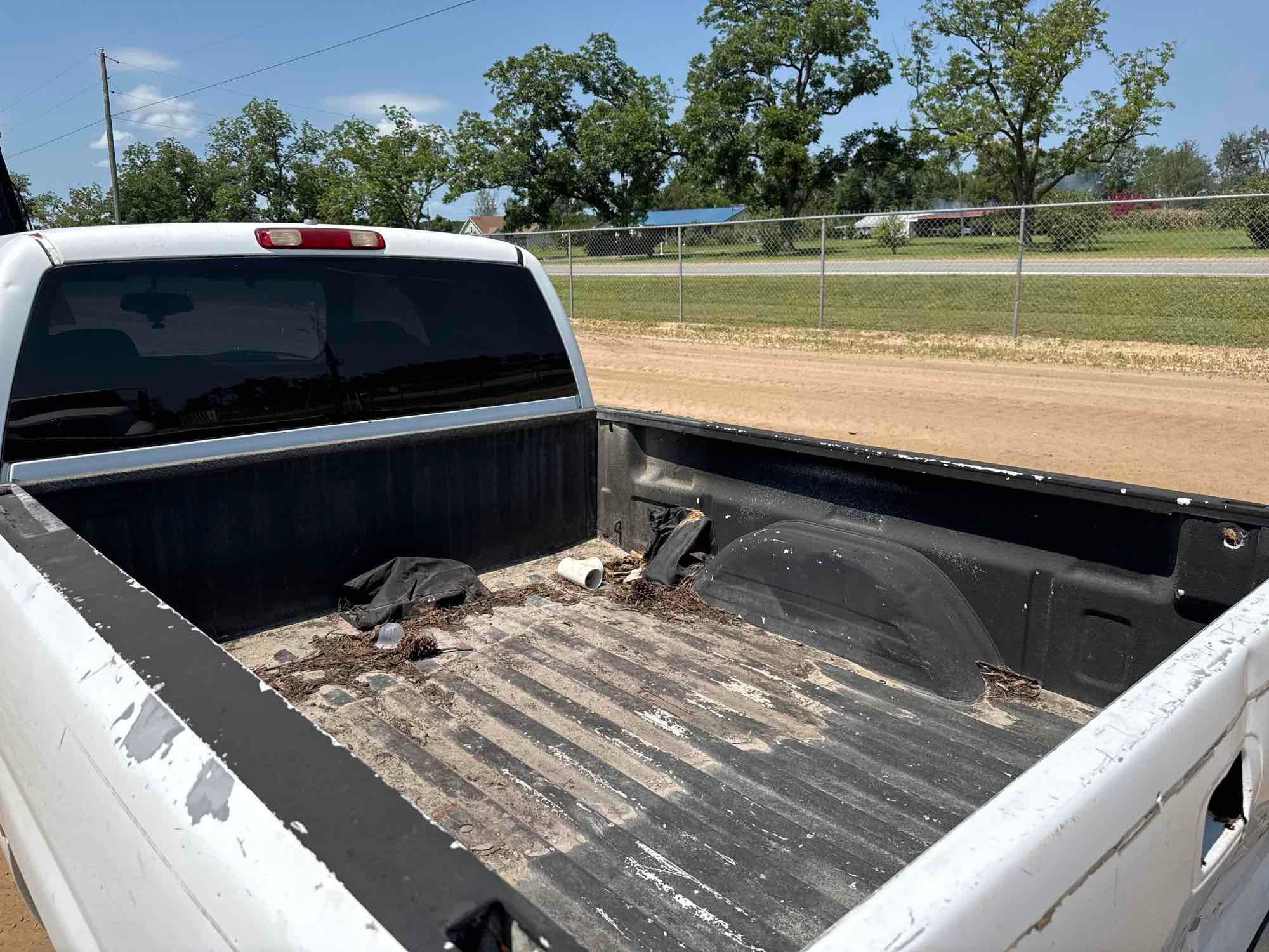 Chevrolet SILVERADO