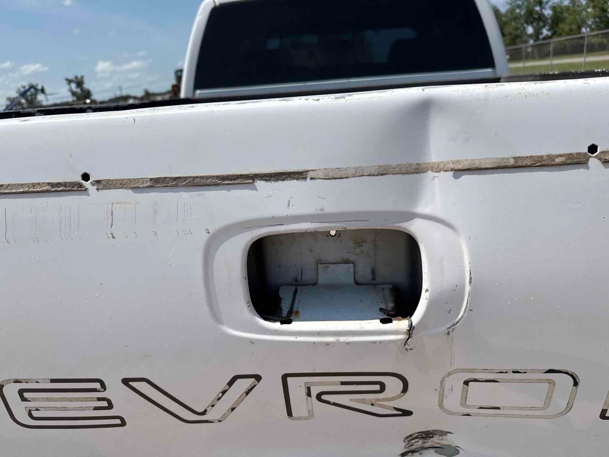 Chevrolet SILVERADO