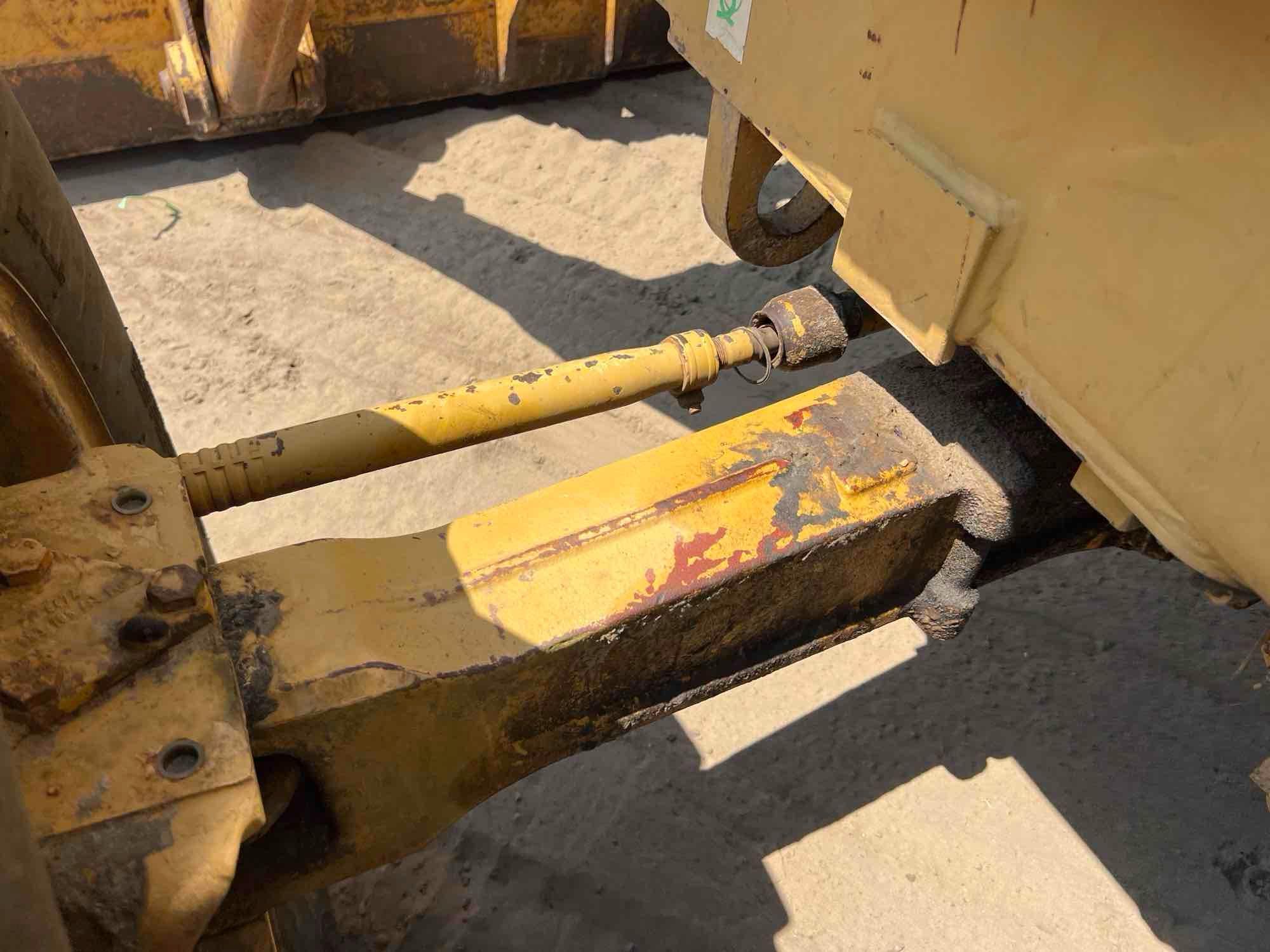 Caterpillar 416B