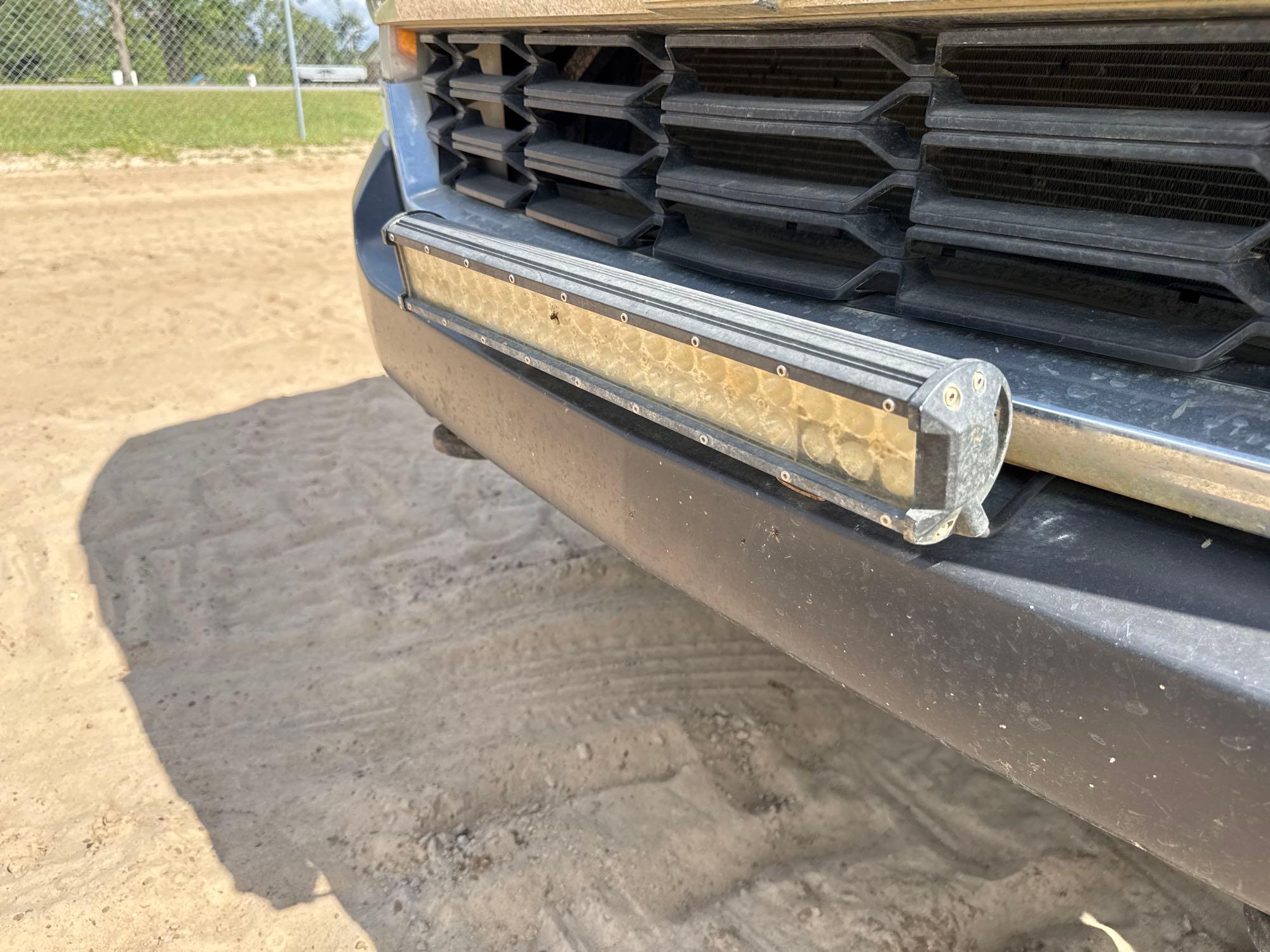 Chevrolet SILVERADO