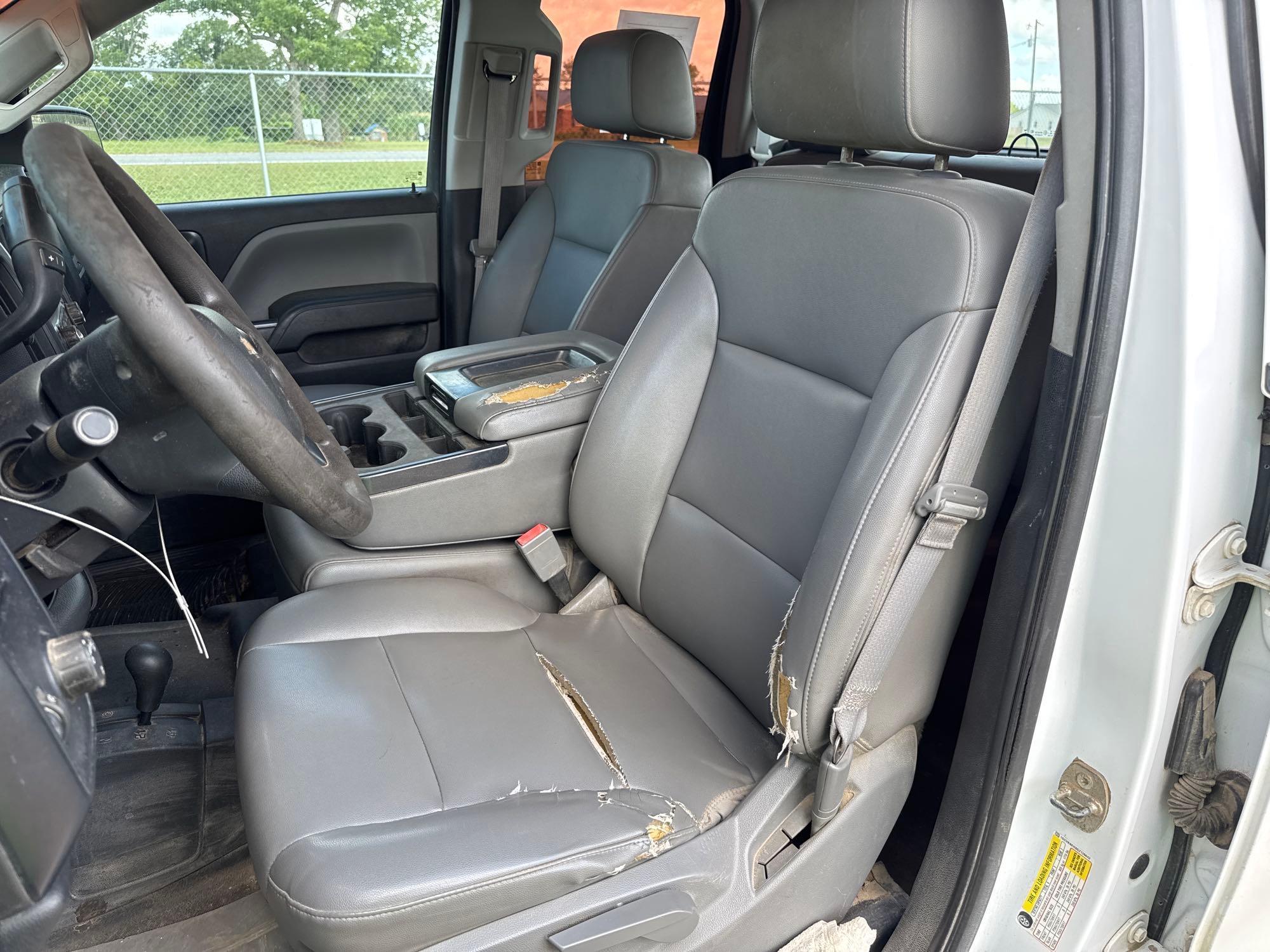 Chevrolet SILVERADO