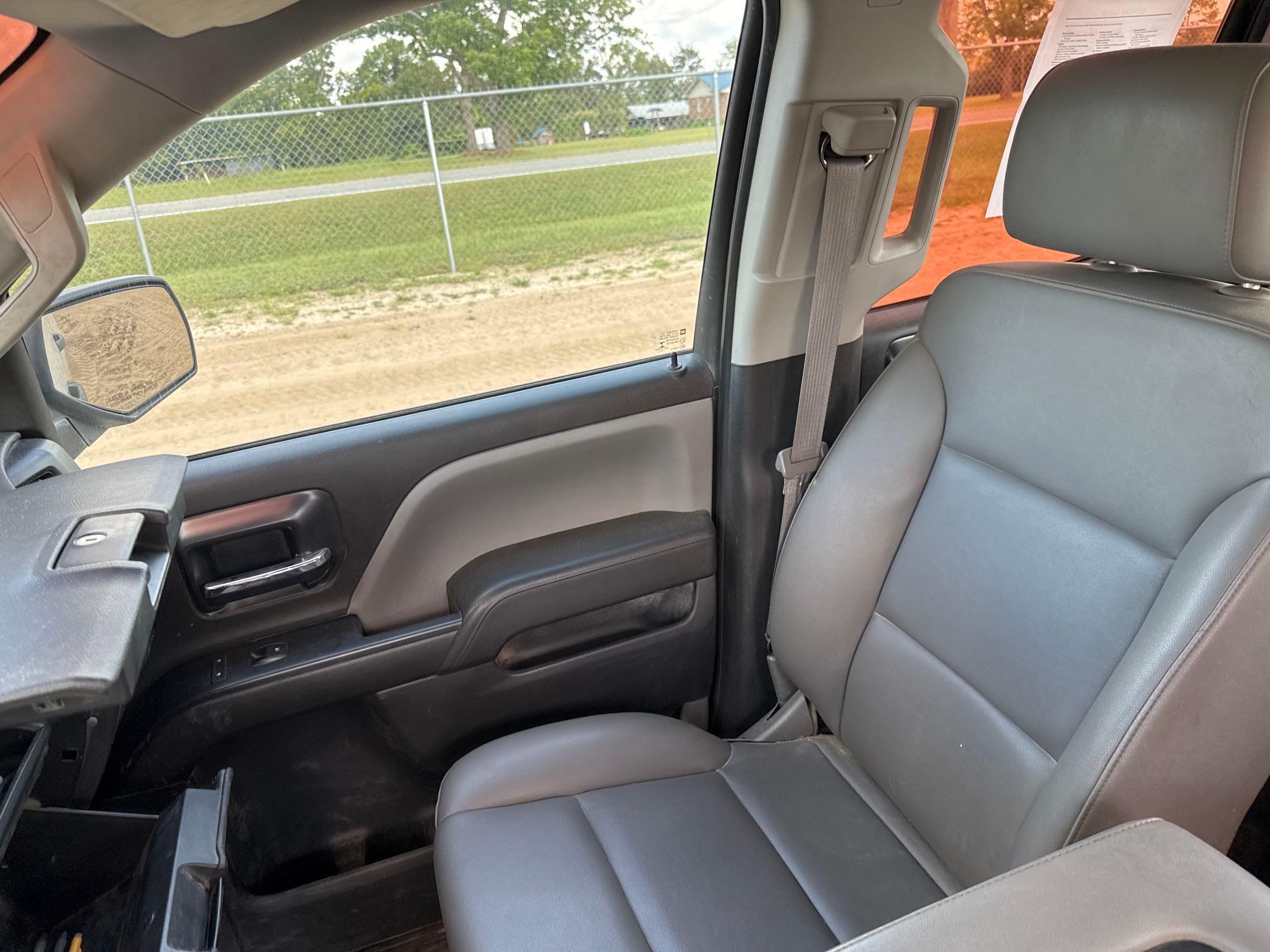 Chevrolet SILVERADO