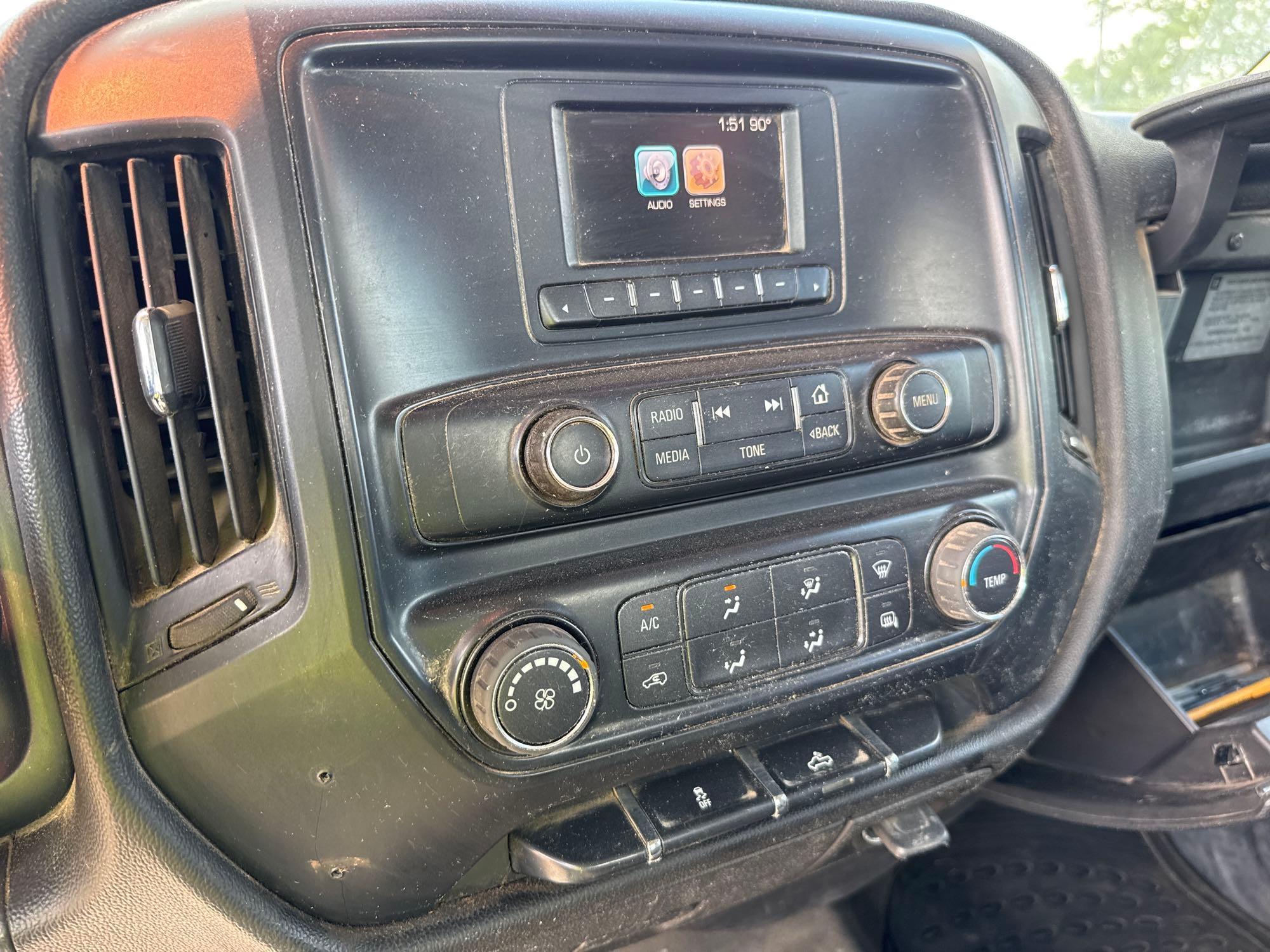 Chevrolet SILVERADO