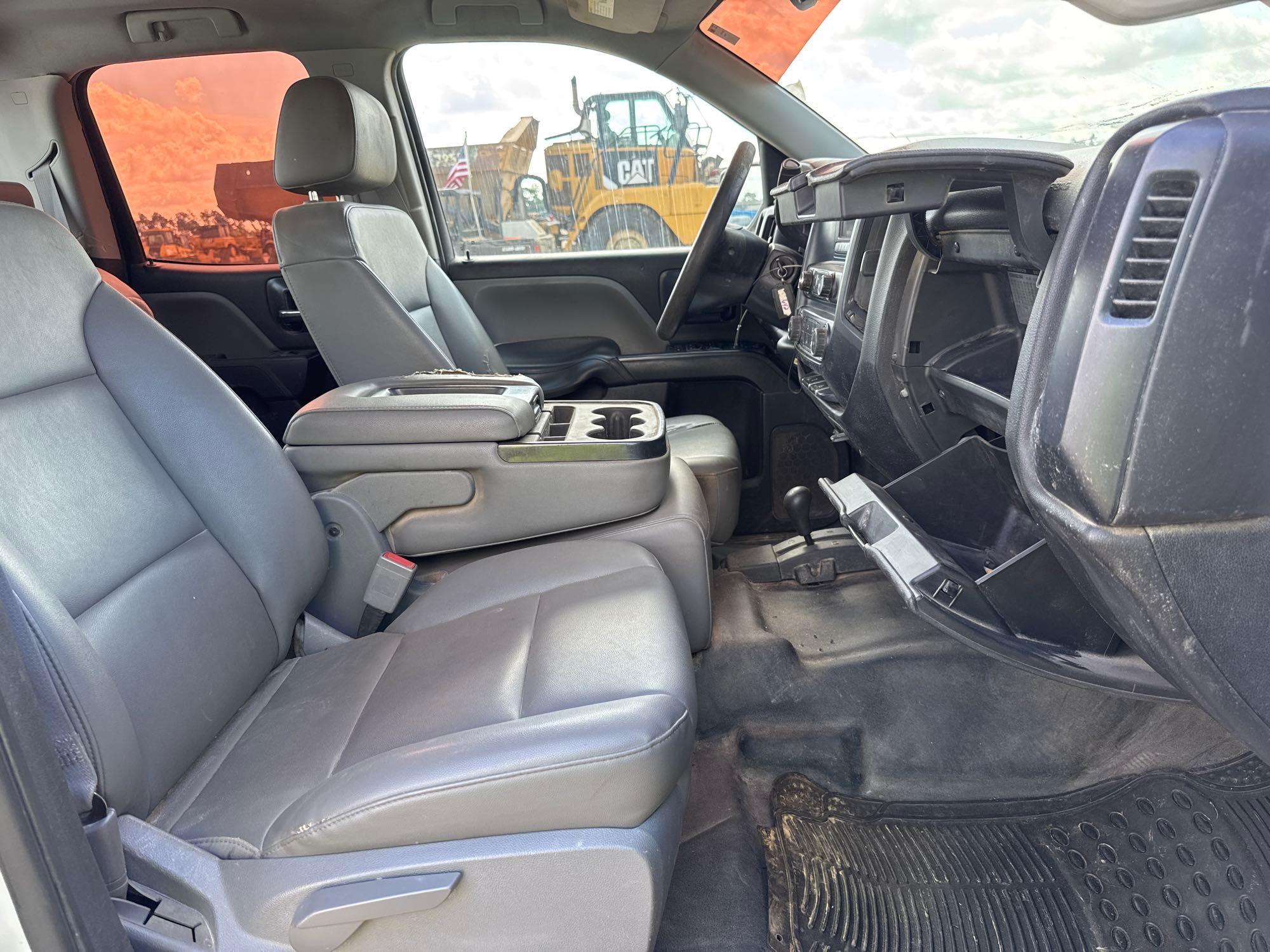 Chevrolet SILVERADO