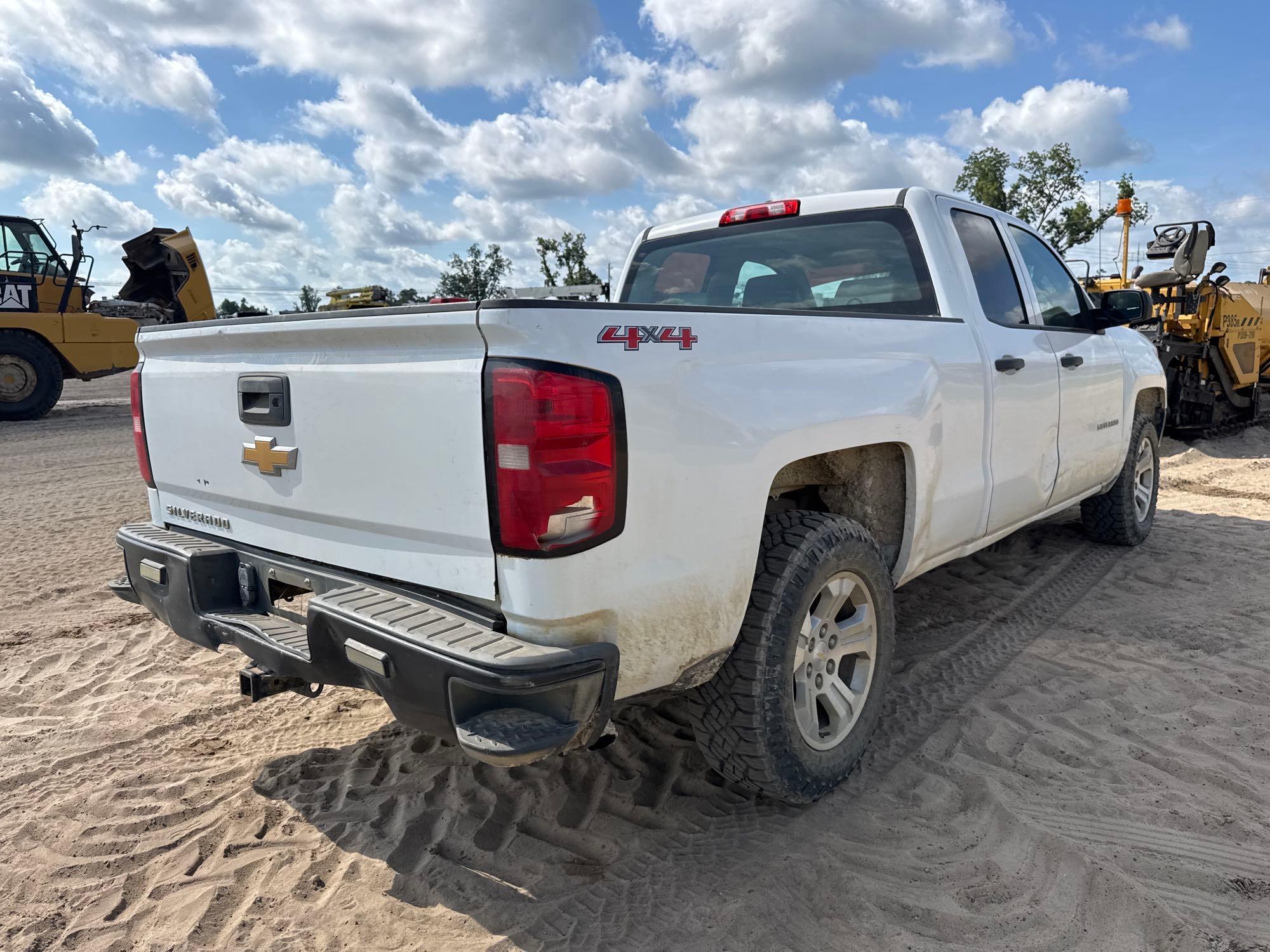 Chevrolet SILVERADO