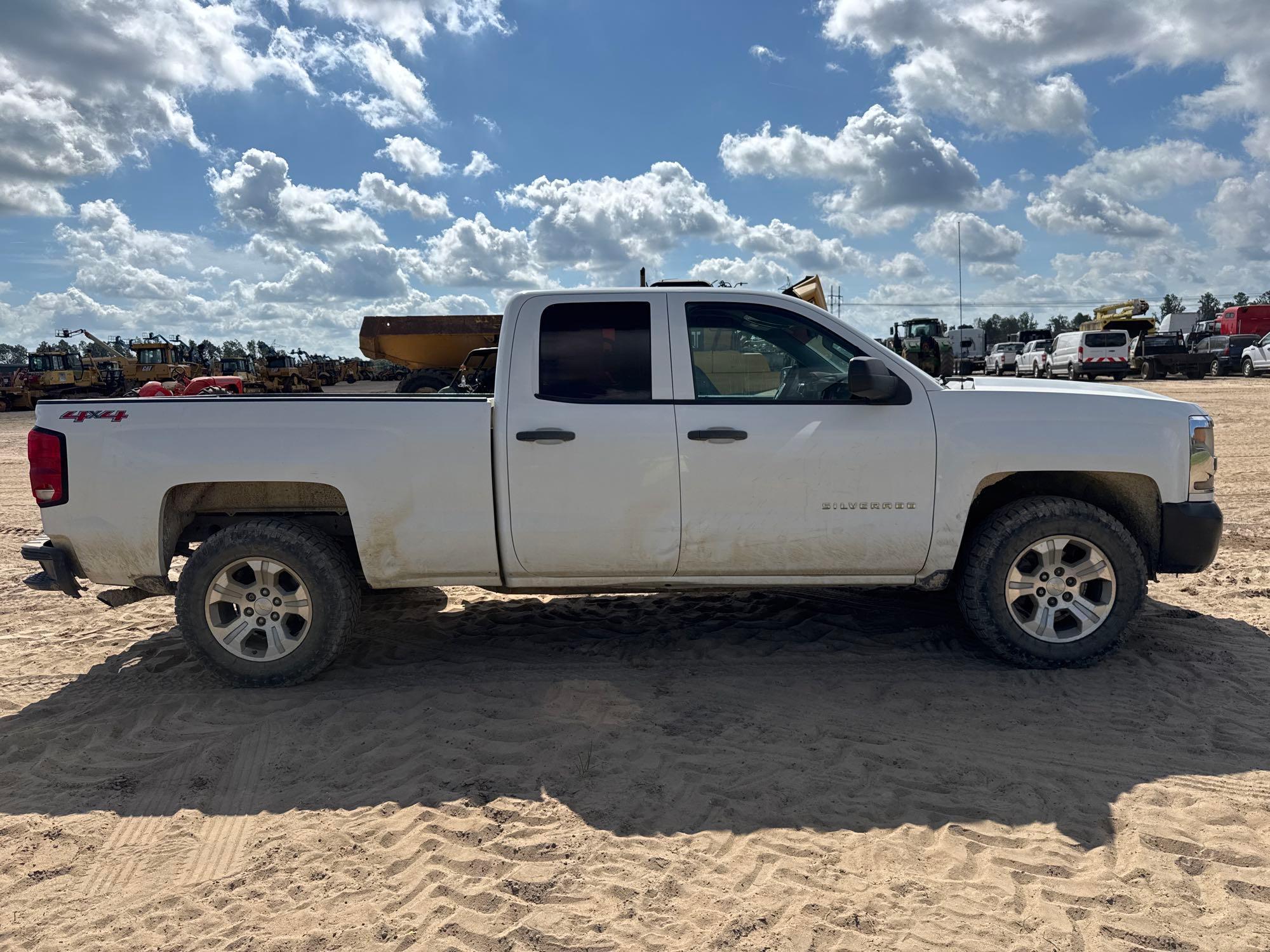 Chevrolet SILVERADO