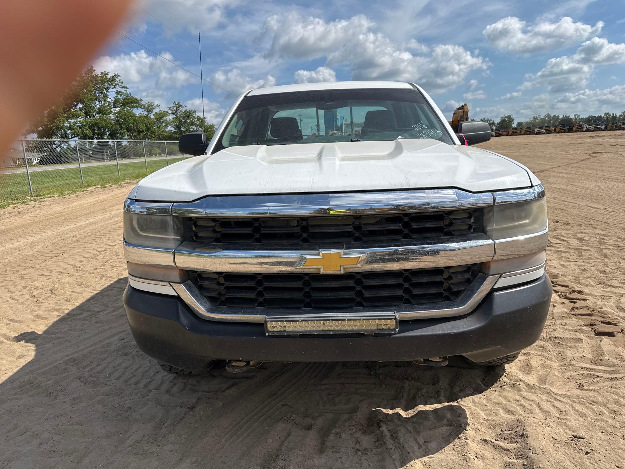 Chevrolet SILVERADO