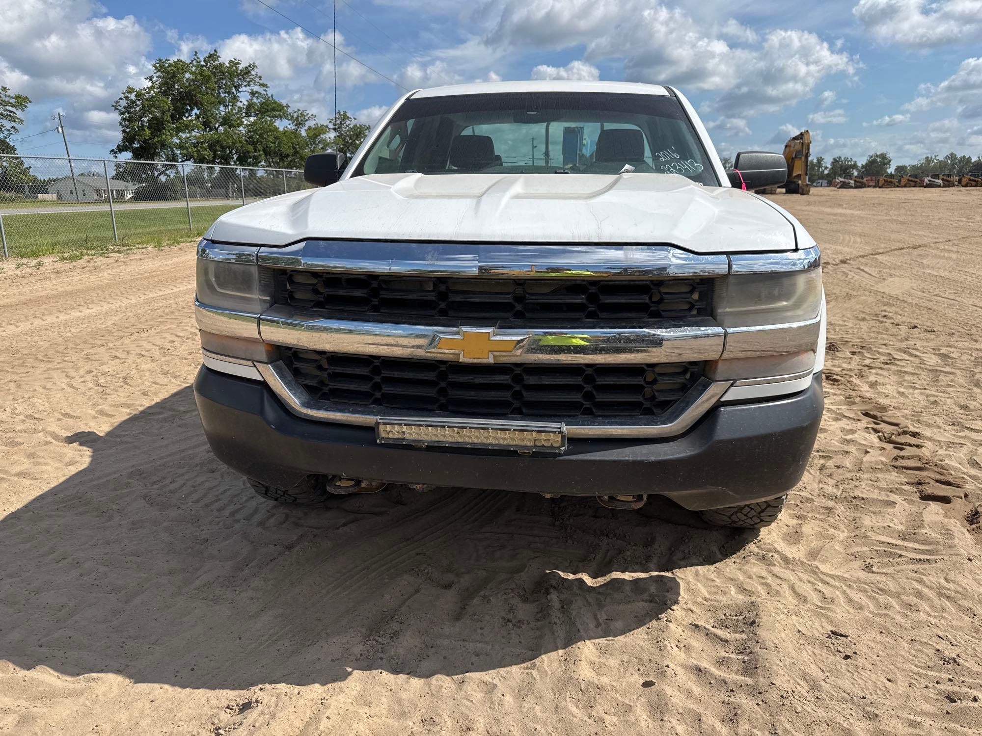 Chevrolet SILVERADO