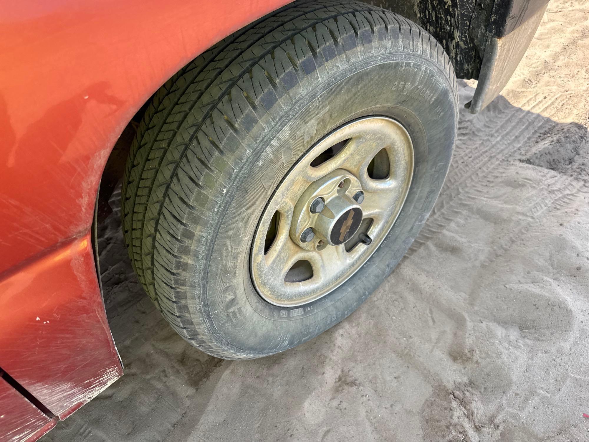 Chevrolet SILVERADO