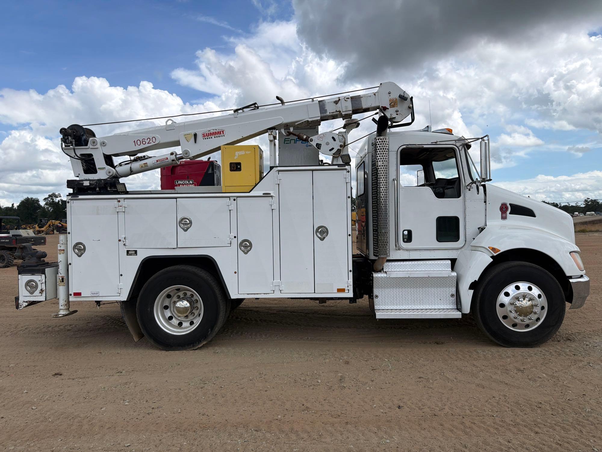Kenworth T270